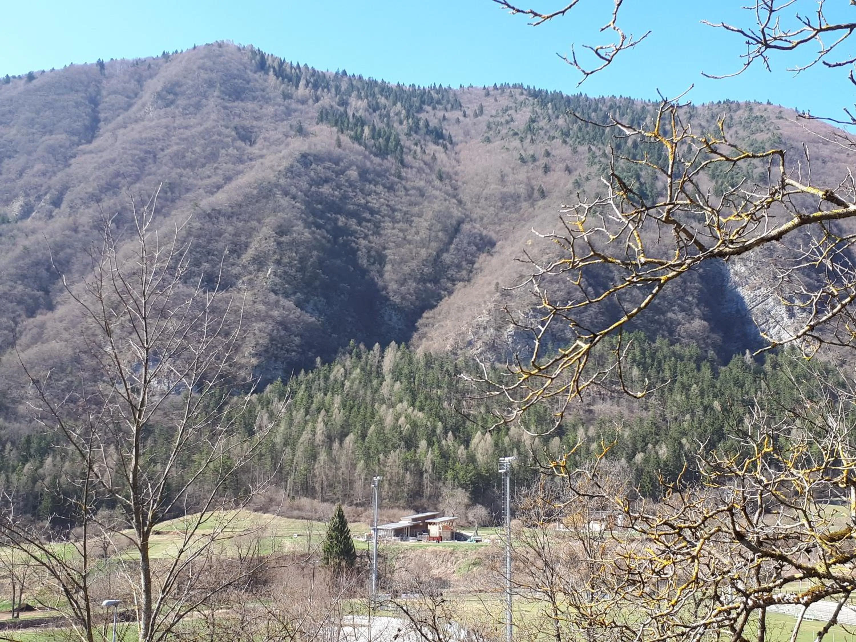Natural landscape in Garni Le Prealpi
