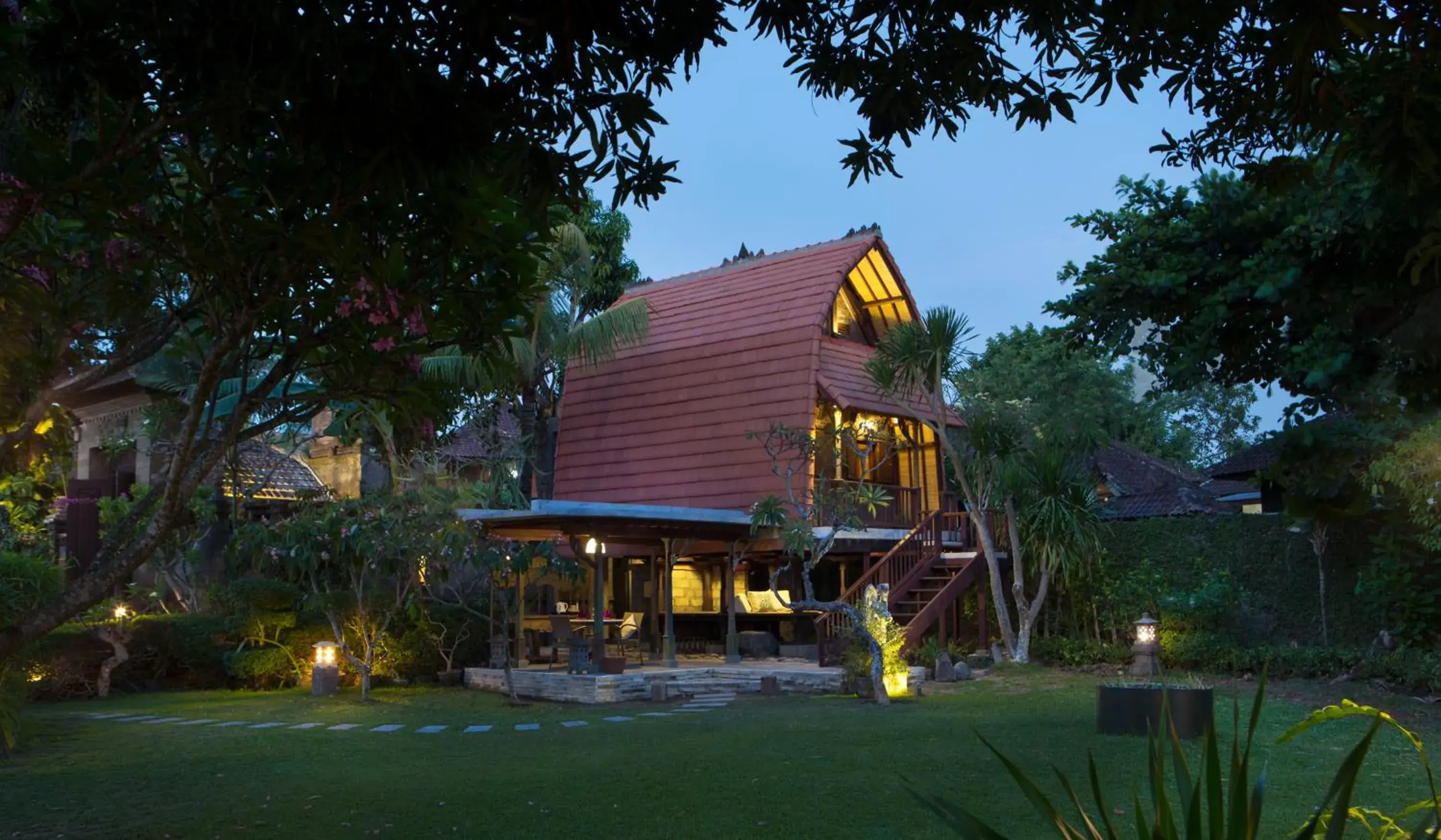 Jineng Queen Bedroom in Alindra Villas & Spa Jineng Queen Bedroom in Alindra Villas & Spa