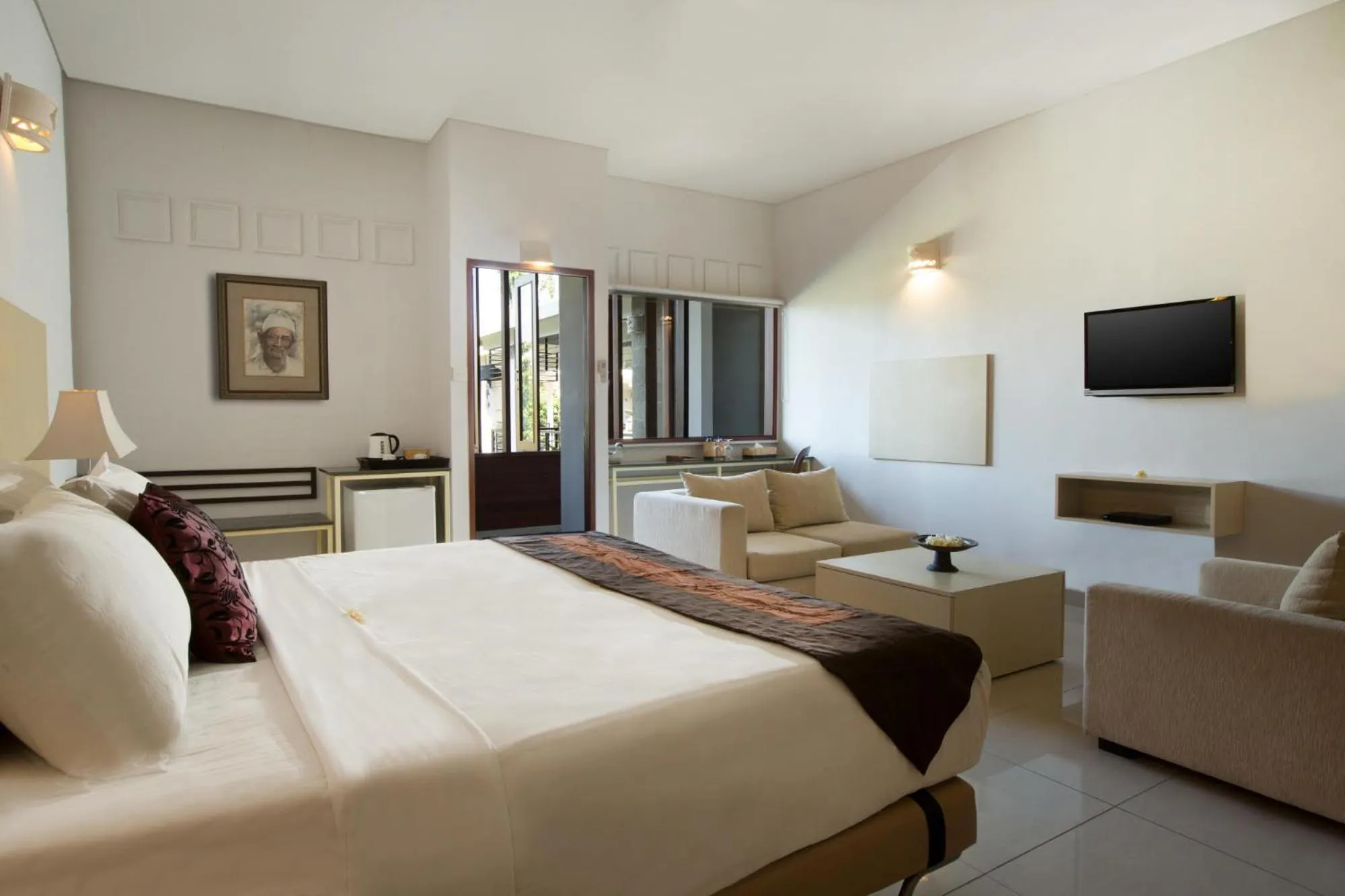 Toilet, Bed in Alindra Villas & Spa