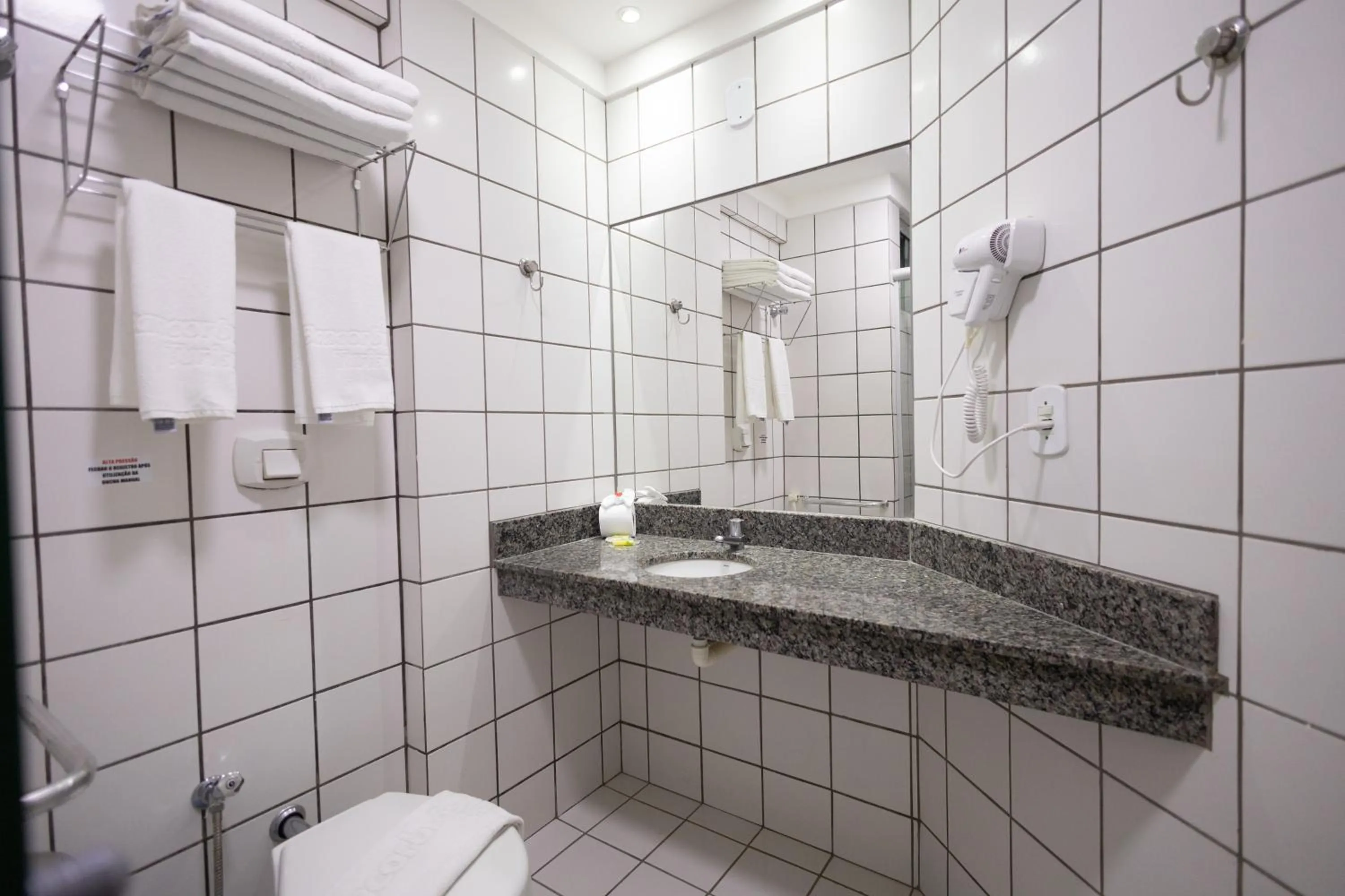 Bathroom in DIROMA EXCLUSIVE - BVTUR