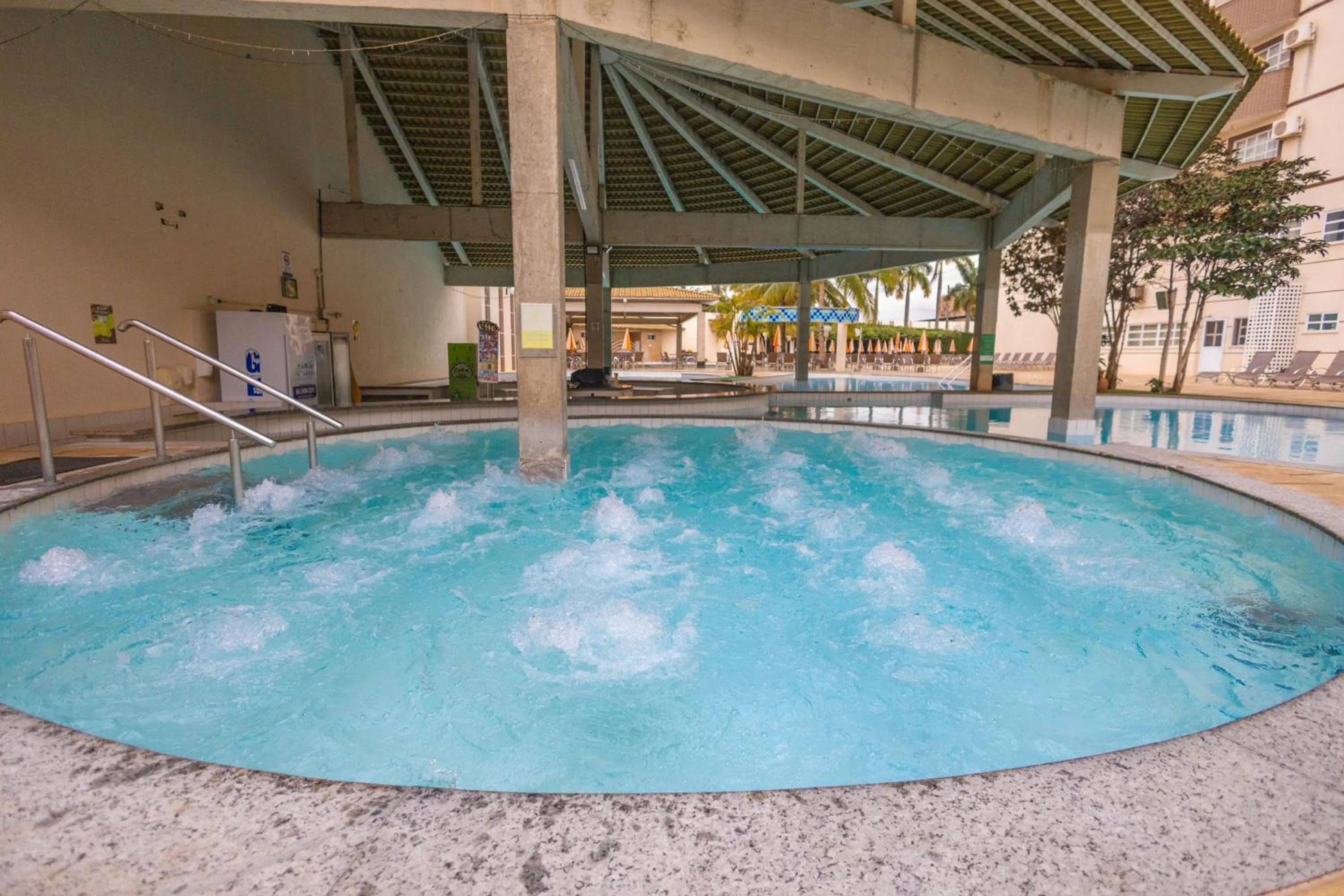 Swimming pool in DIROMA EXCLUSIVE - BVTUR