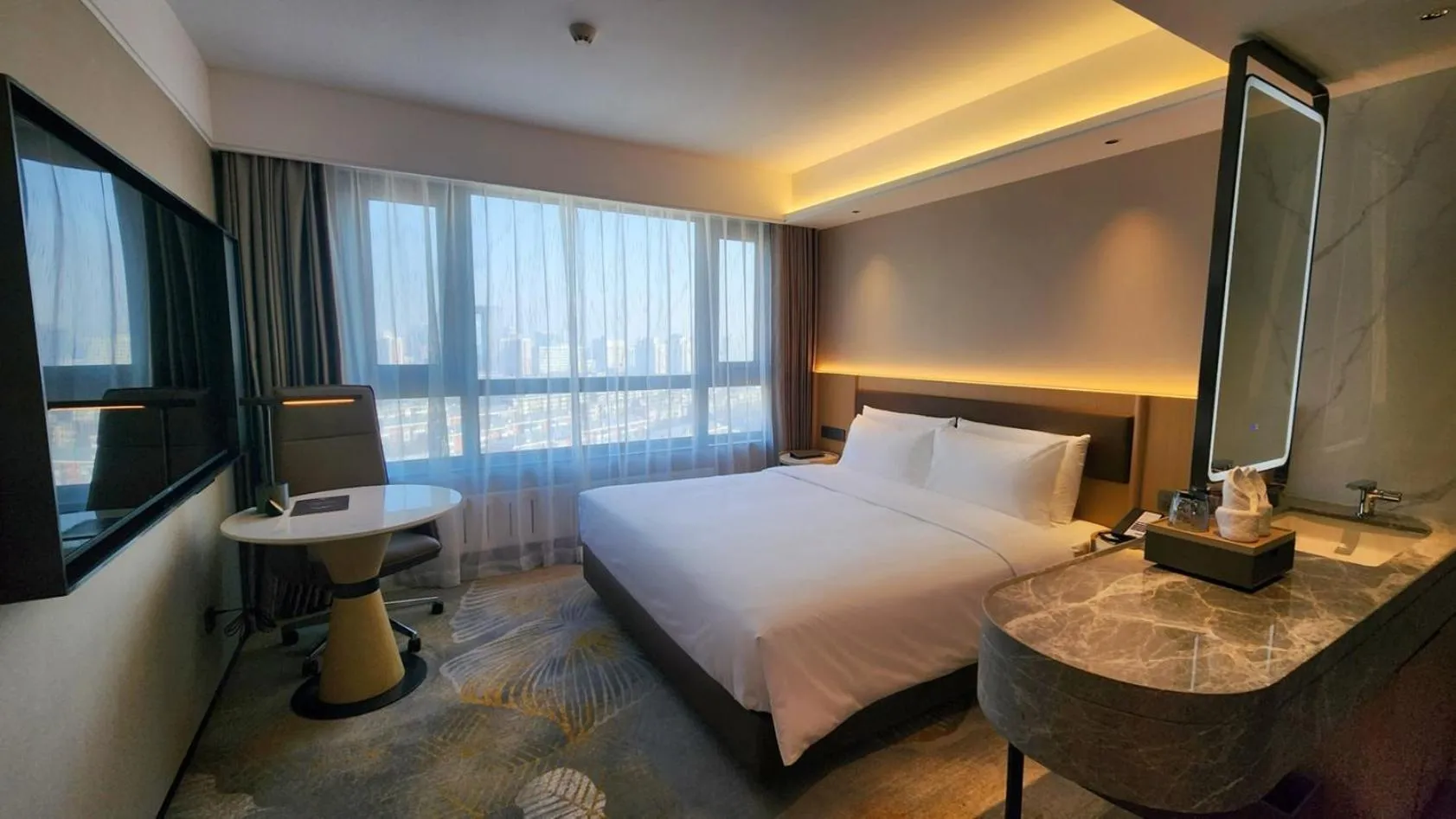 Photo of the whole room, Bed in Yanshan Hotel
