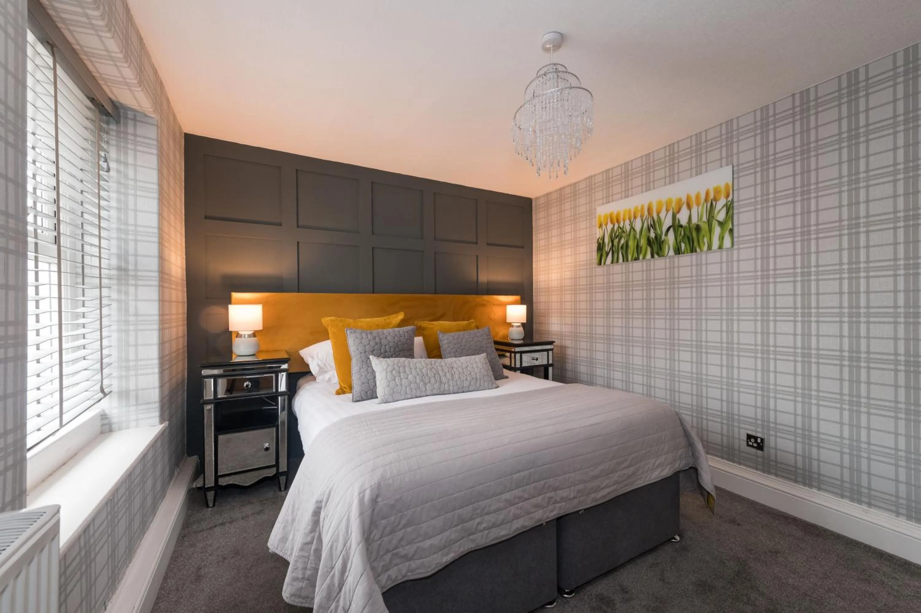 Bed in Crown and Cushion Appleby