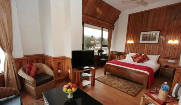 Photo of the whole room in Hotel Centre Point