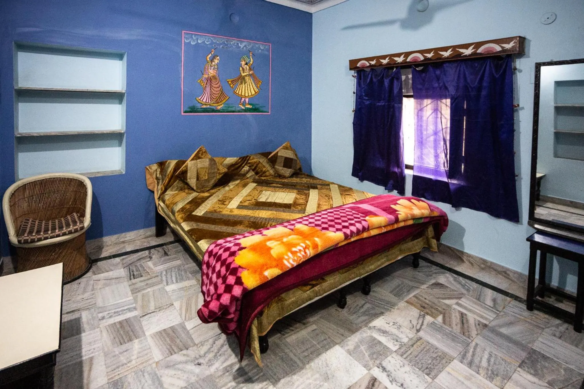 Bedroom, Bed in Hotel Everest