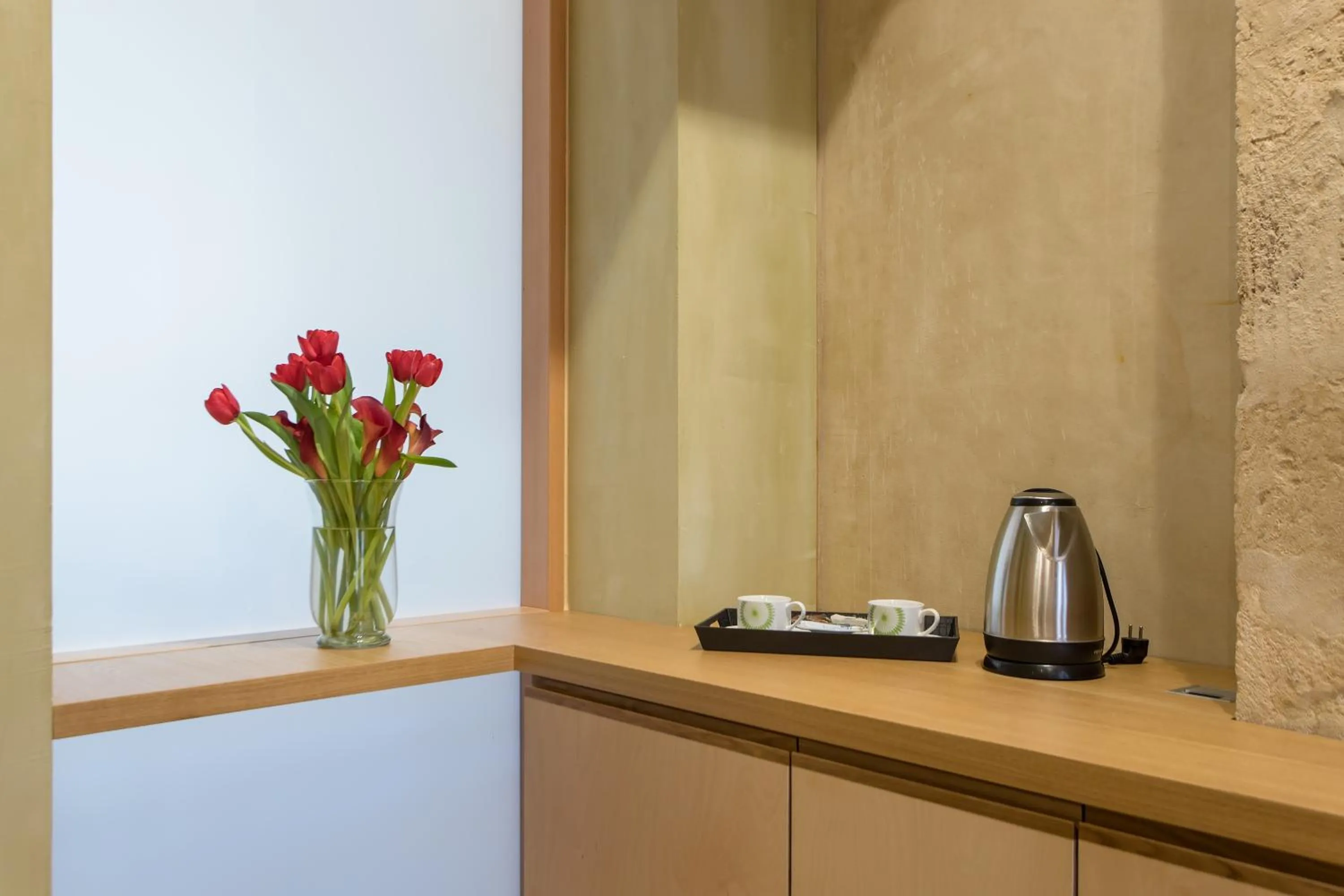 Coffee/tea facilities in Polixeny's Suites