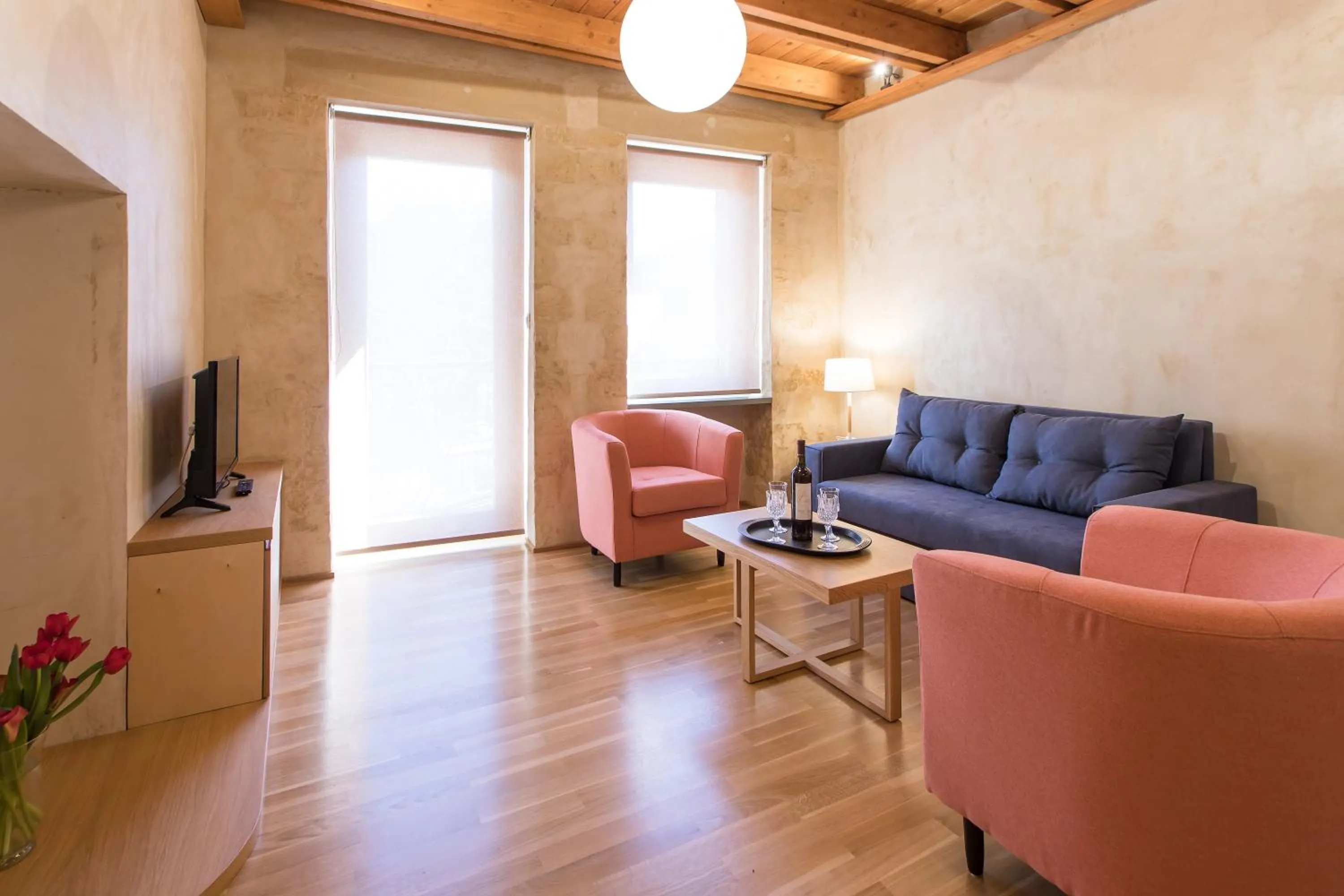 TV and multimedia in Polixeny's Suites