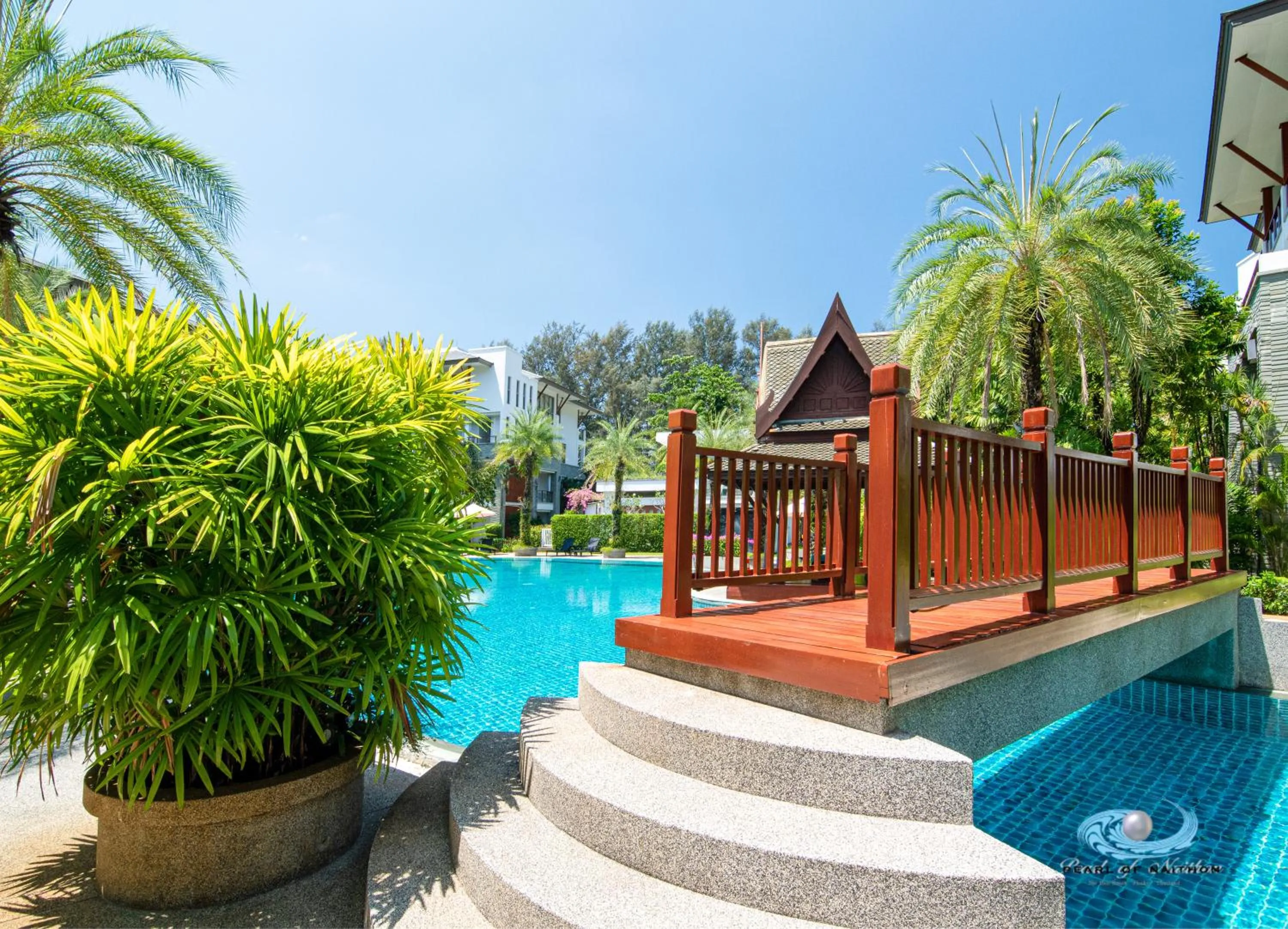 Day in Pearl of Naithon