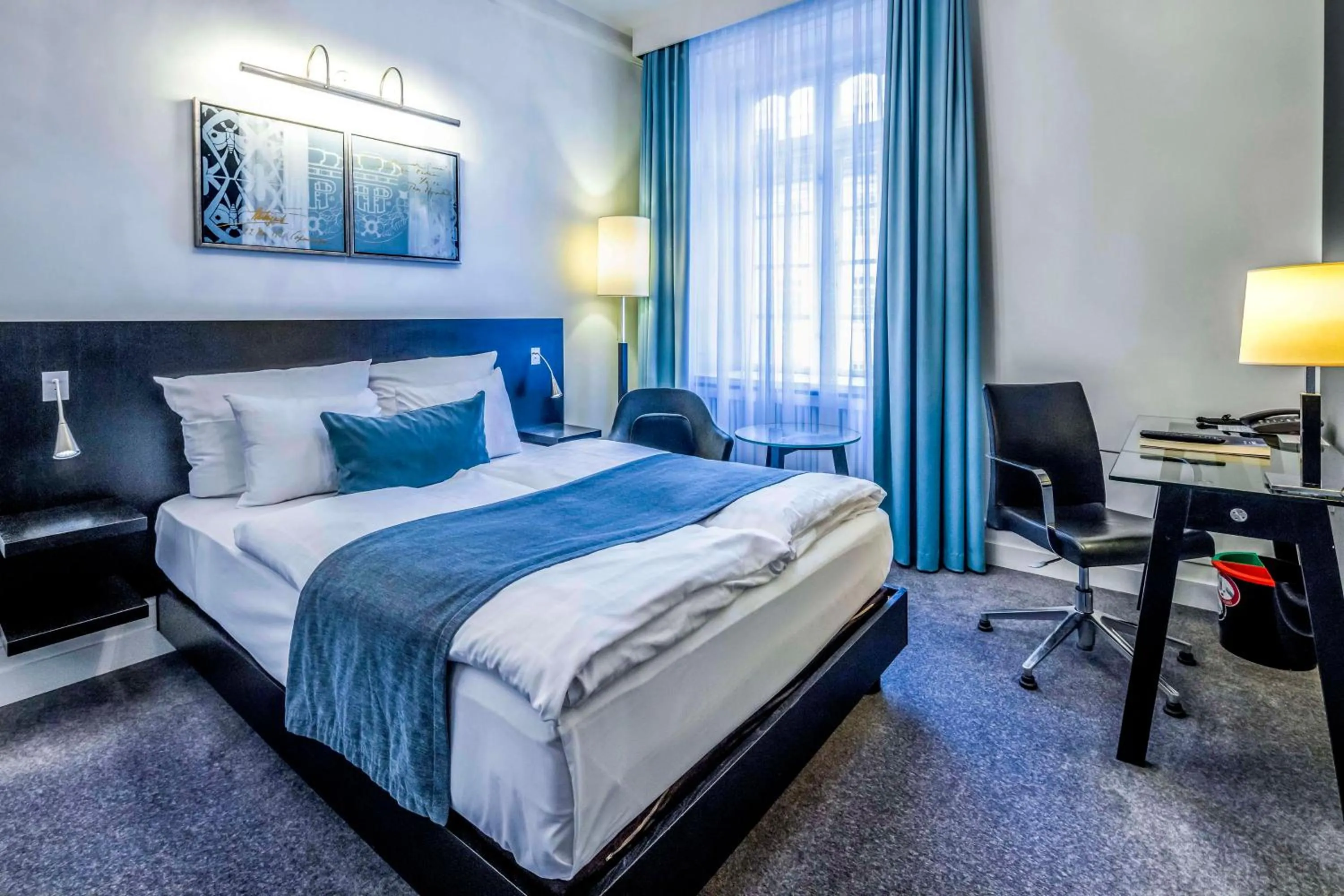 Bedroom, Bed in Scandic Palace Hotel