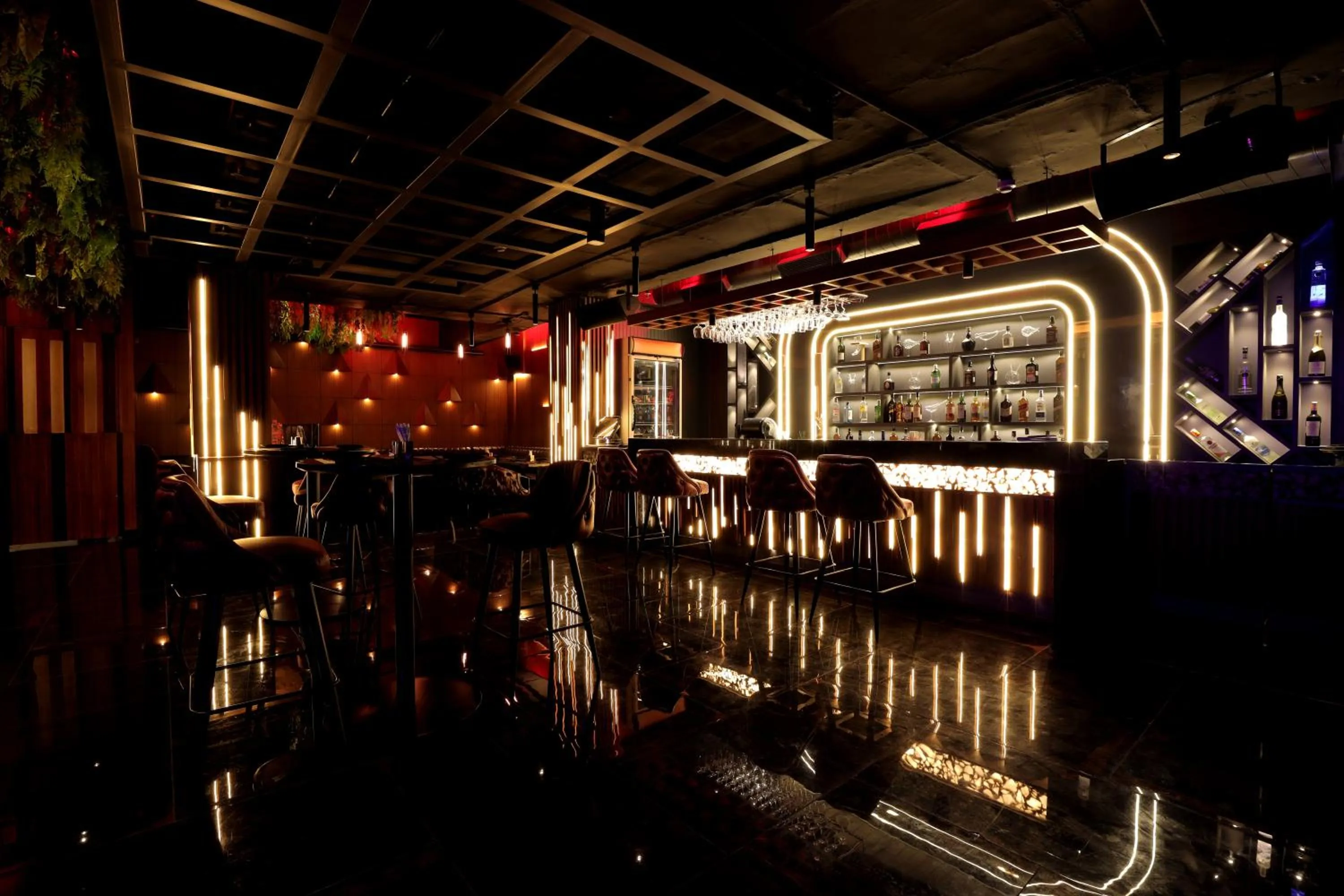 Lounge or bar in Hotel Harmony Inn