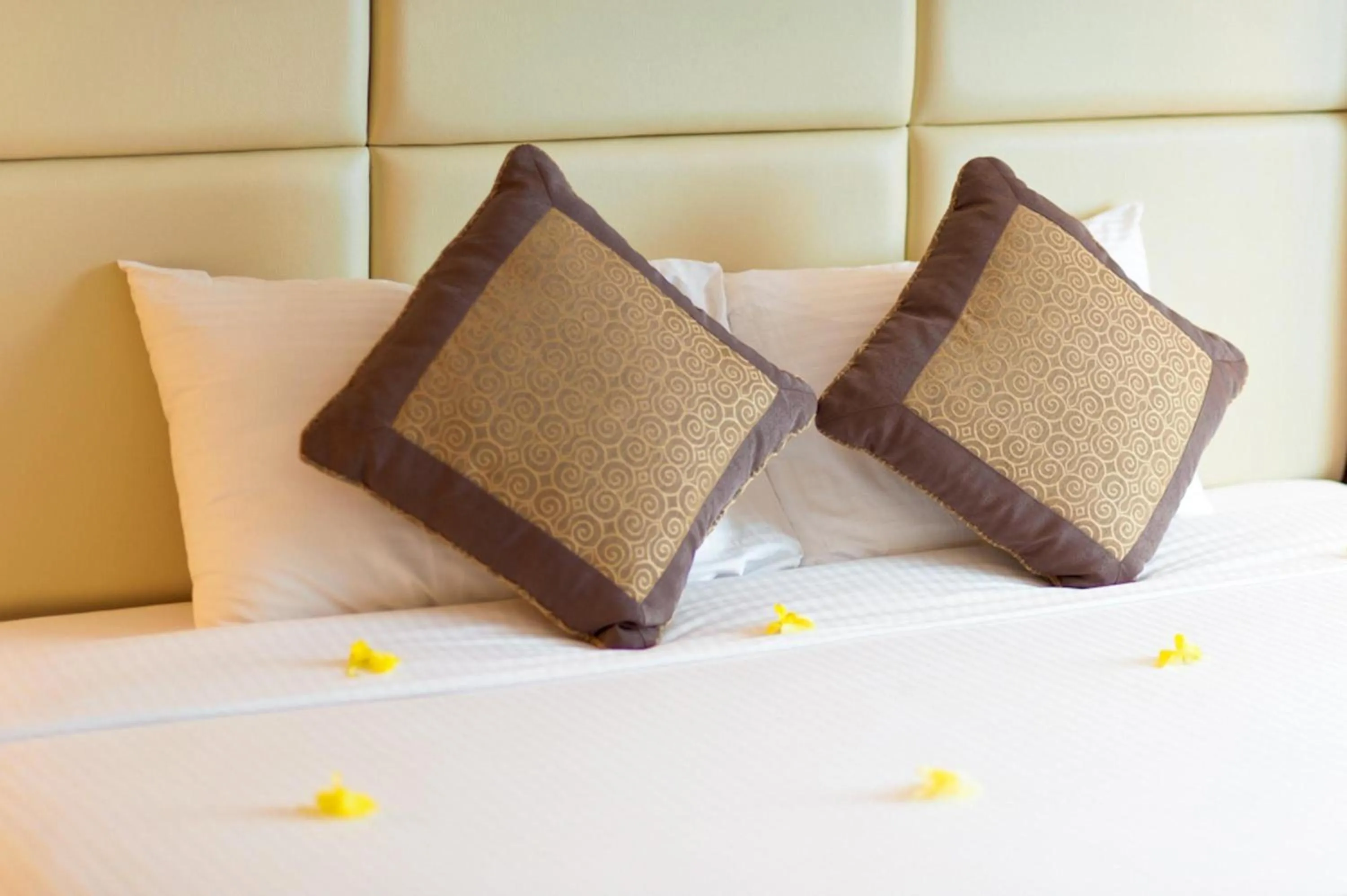 Bedroom, Bed in Brown Bean 2 Hotel