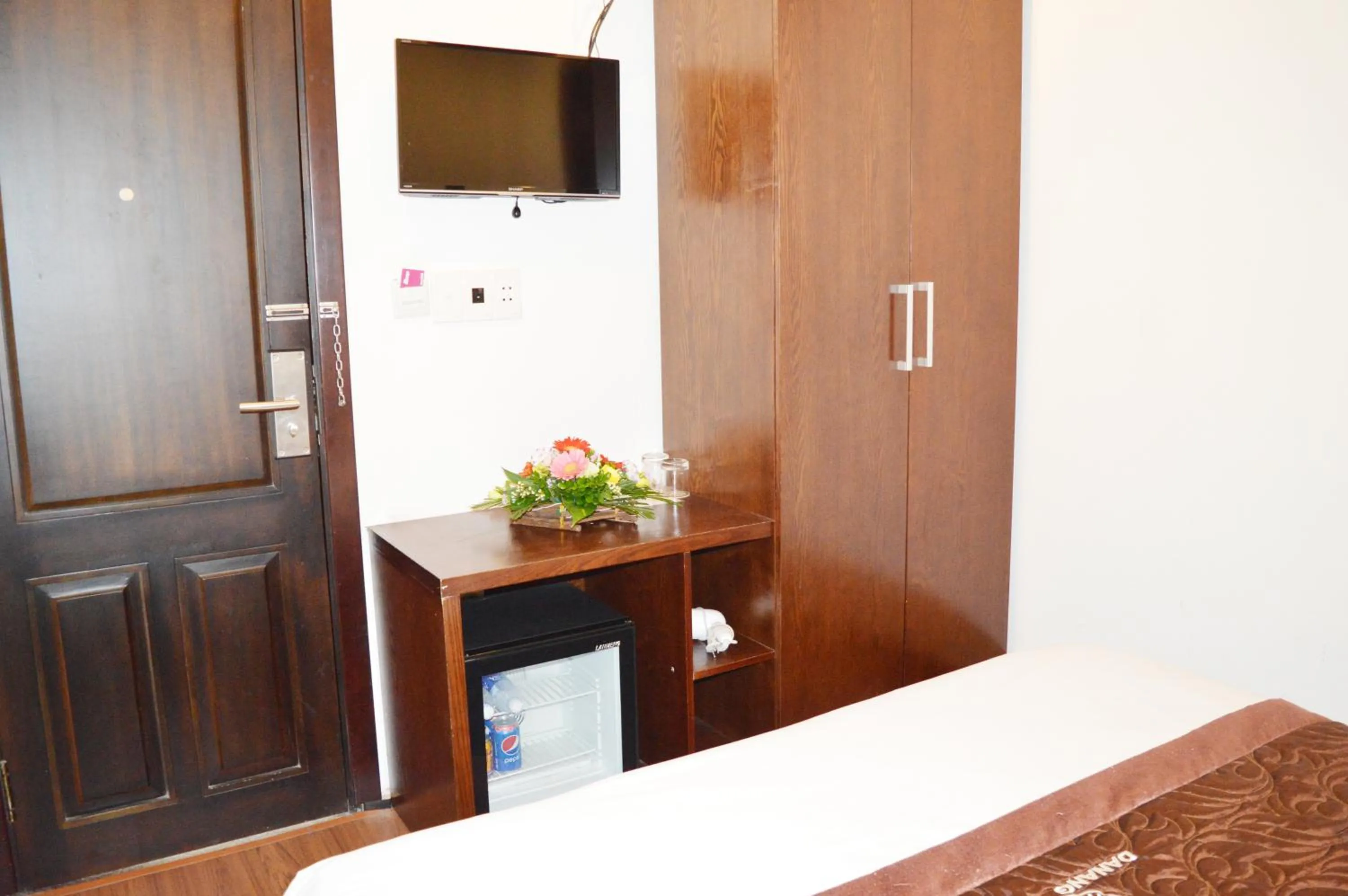 Bedroom, Bed in Brown Bean 2 Hotel