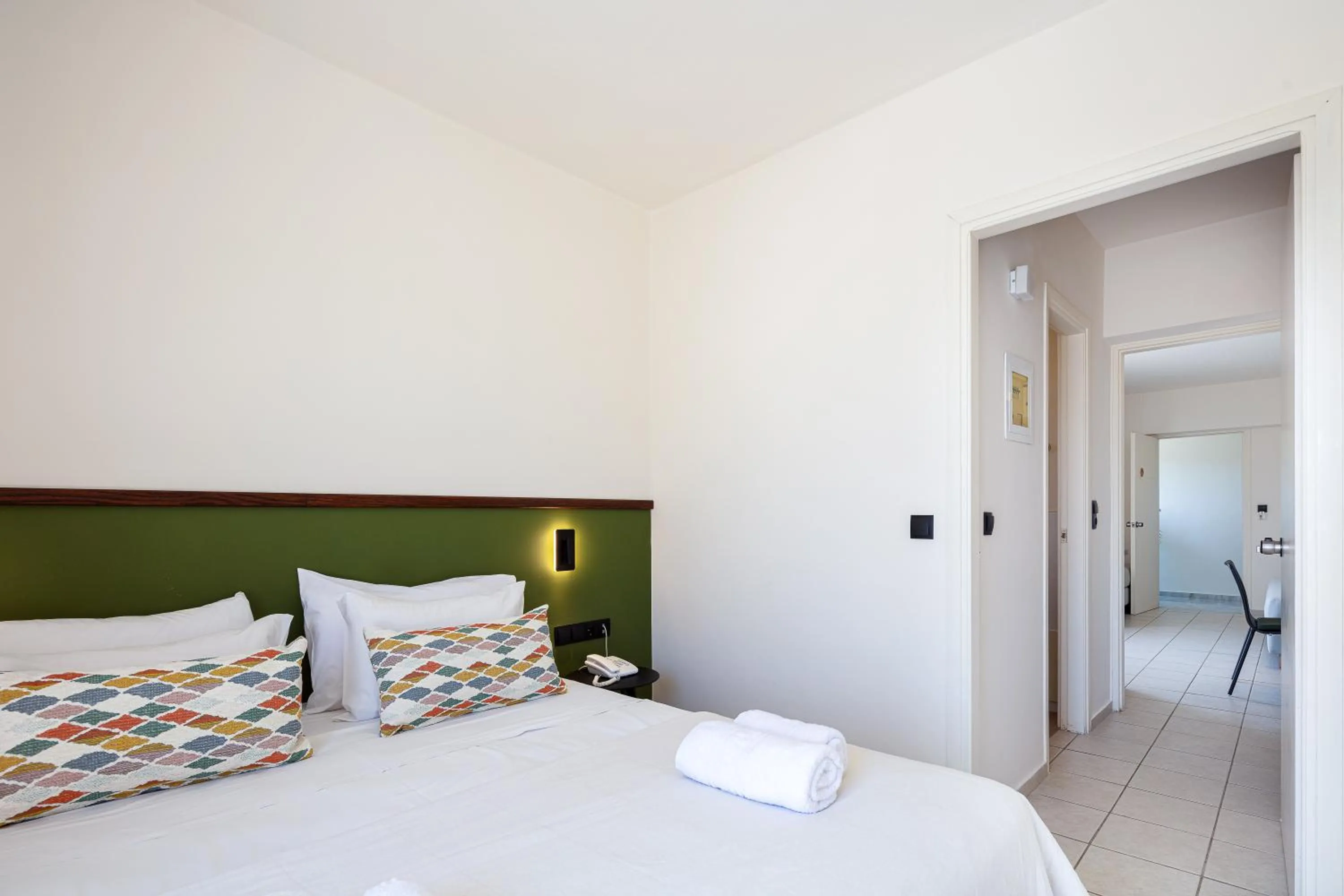 Photo of the whole room, Bed in Aristea Hotel