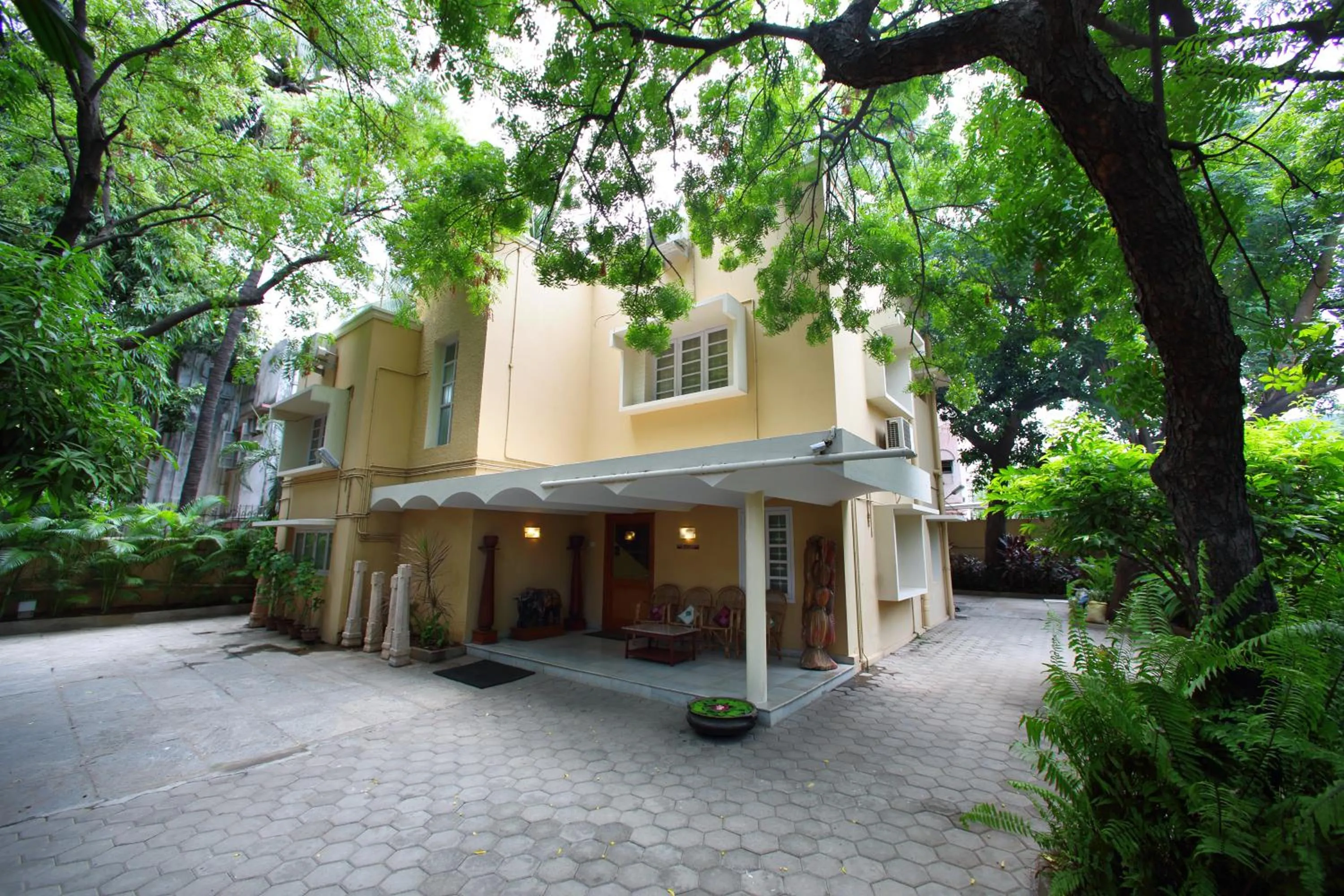 Facade/entrance in Hanu Reddy Residences Wallace Garden