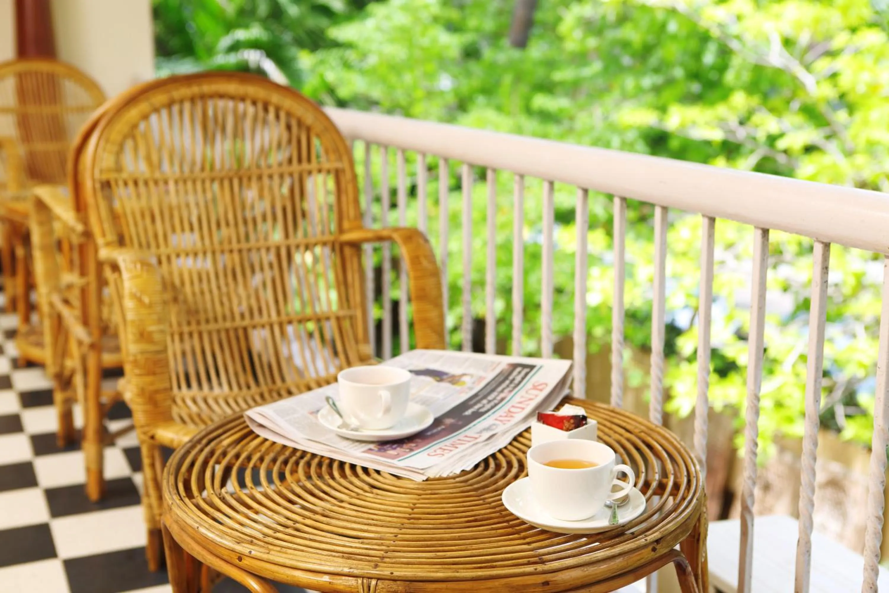 Day in Hanu Reddy Residences Wallace Garden