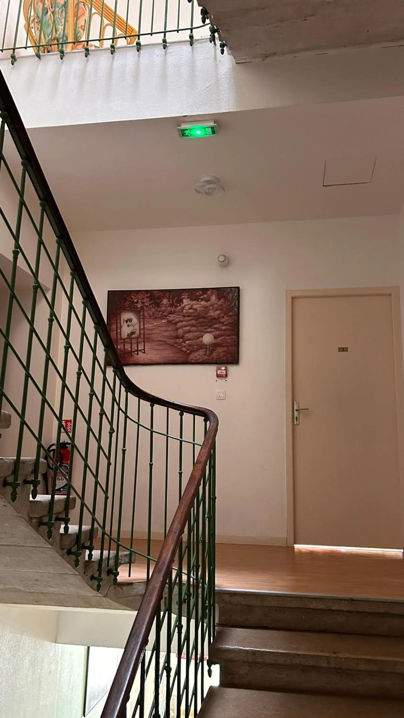 Property building in Hotel Du Rocher