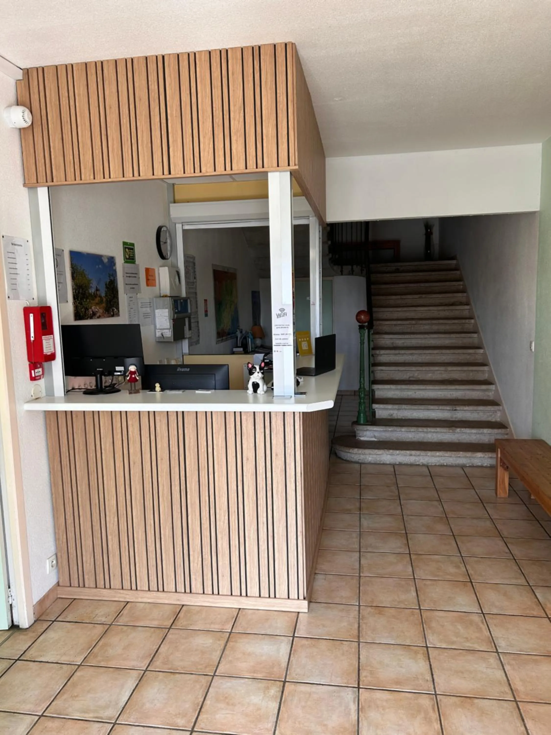 Property building in Hotel Du Rocher