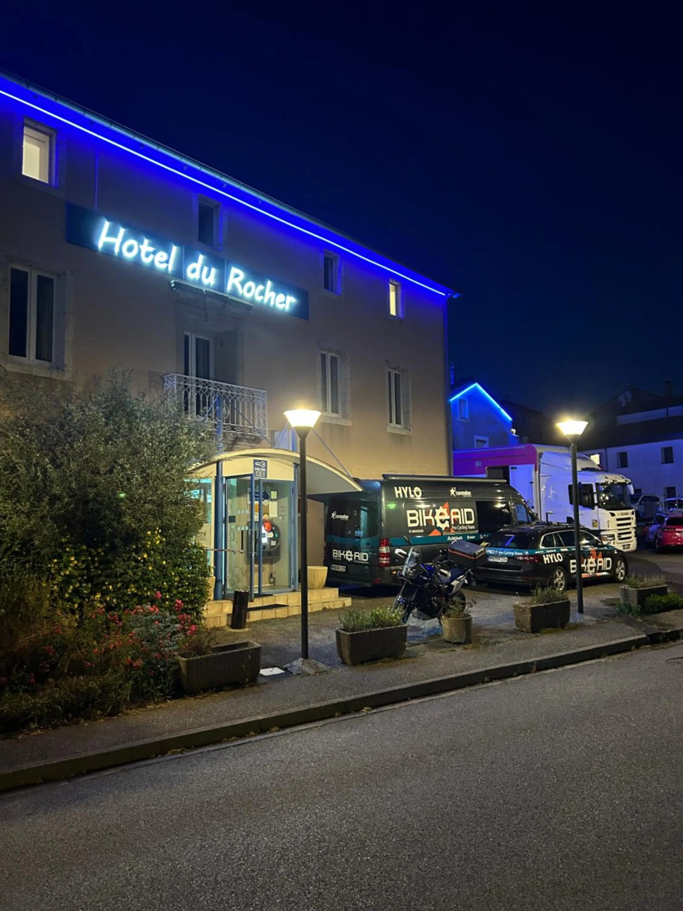 Property building in Hotel Du Rocher