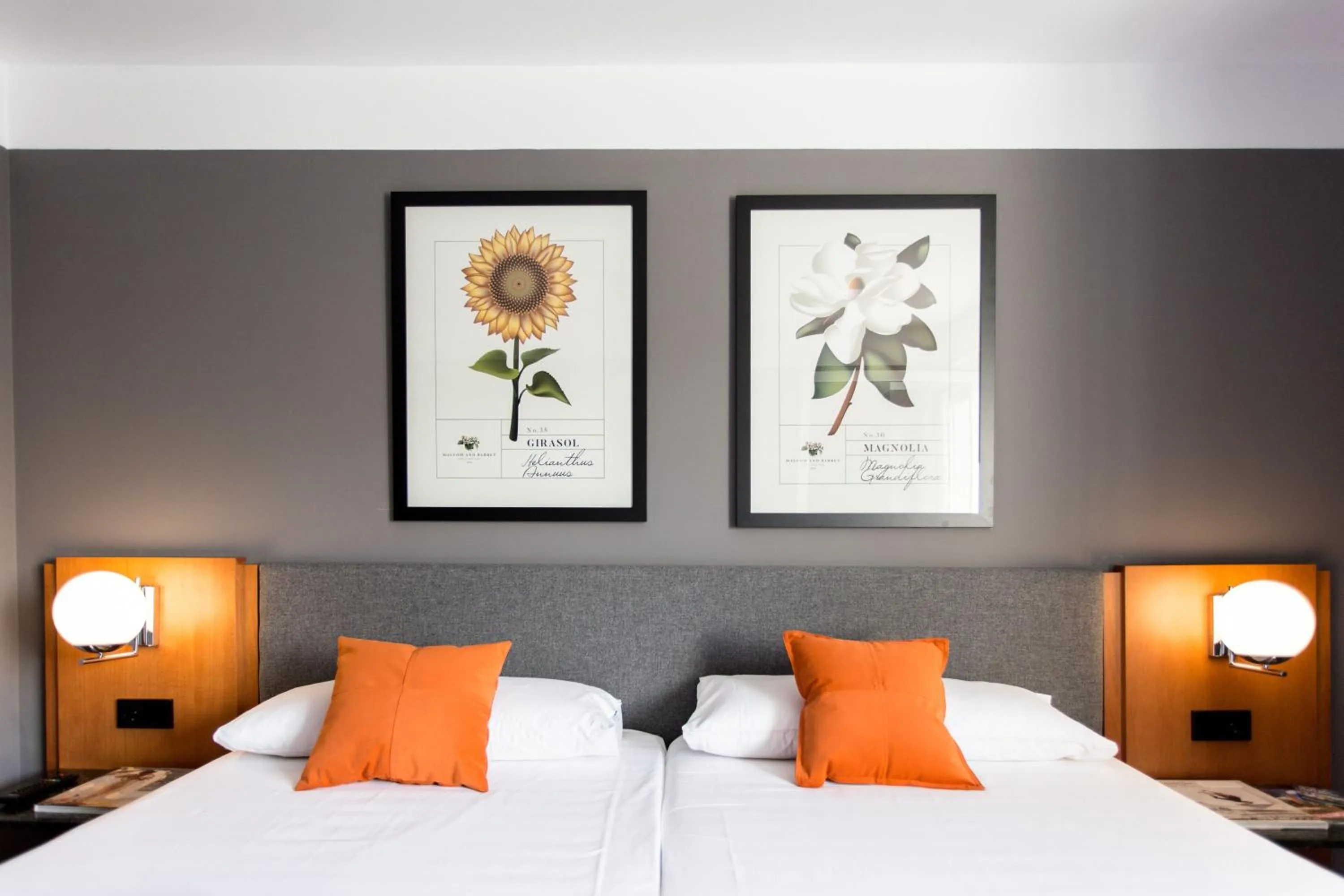 Photo of the whole room, Bed in Hotel Malcom and Barret