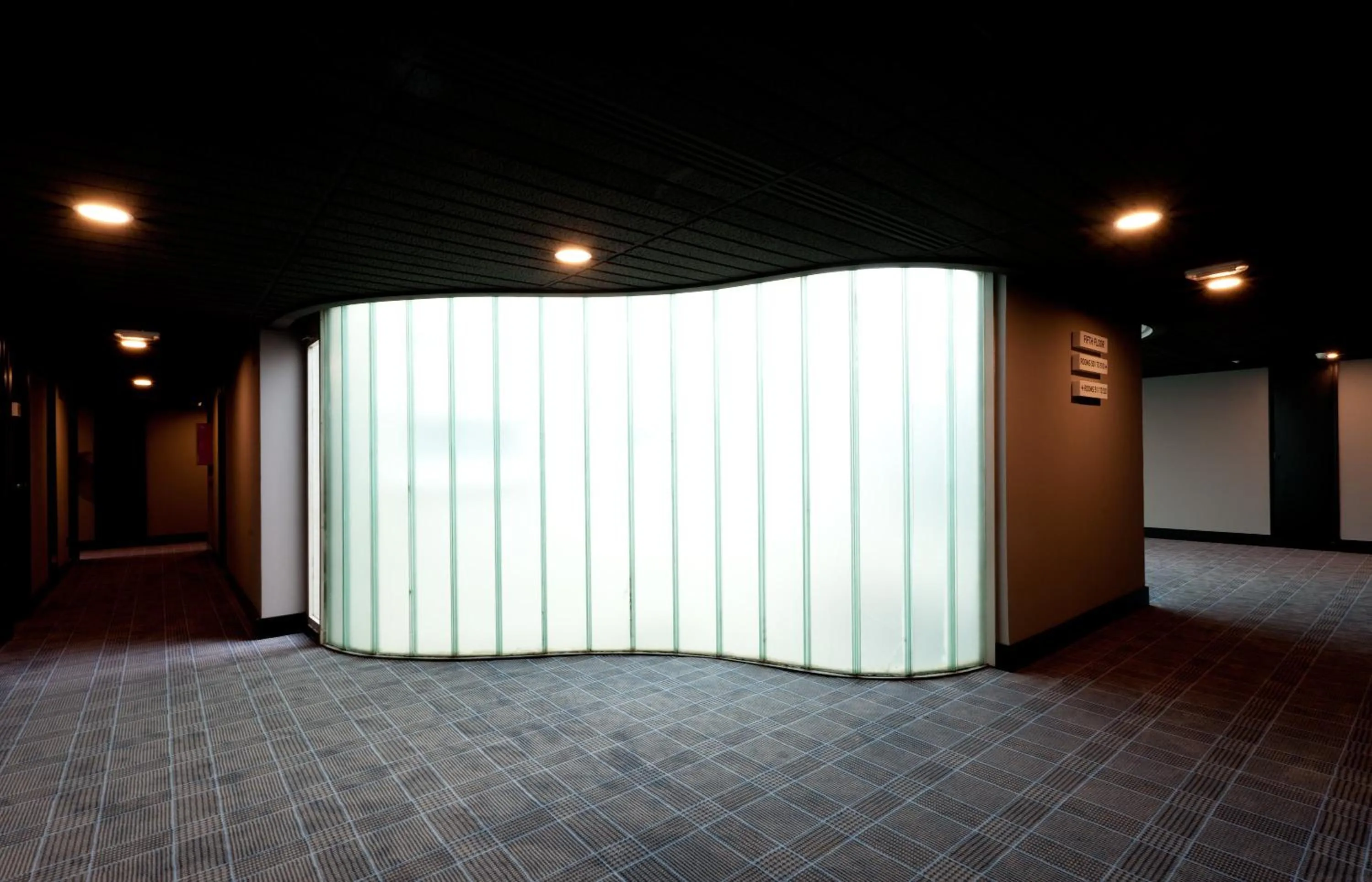 Property building in Hotel Malcom and Barret