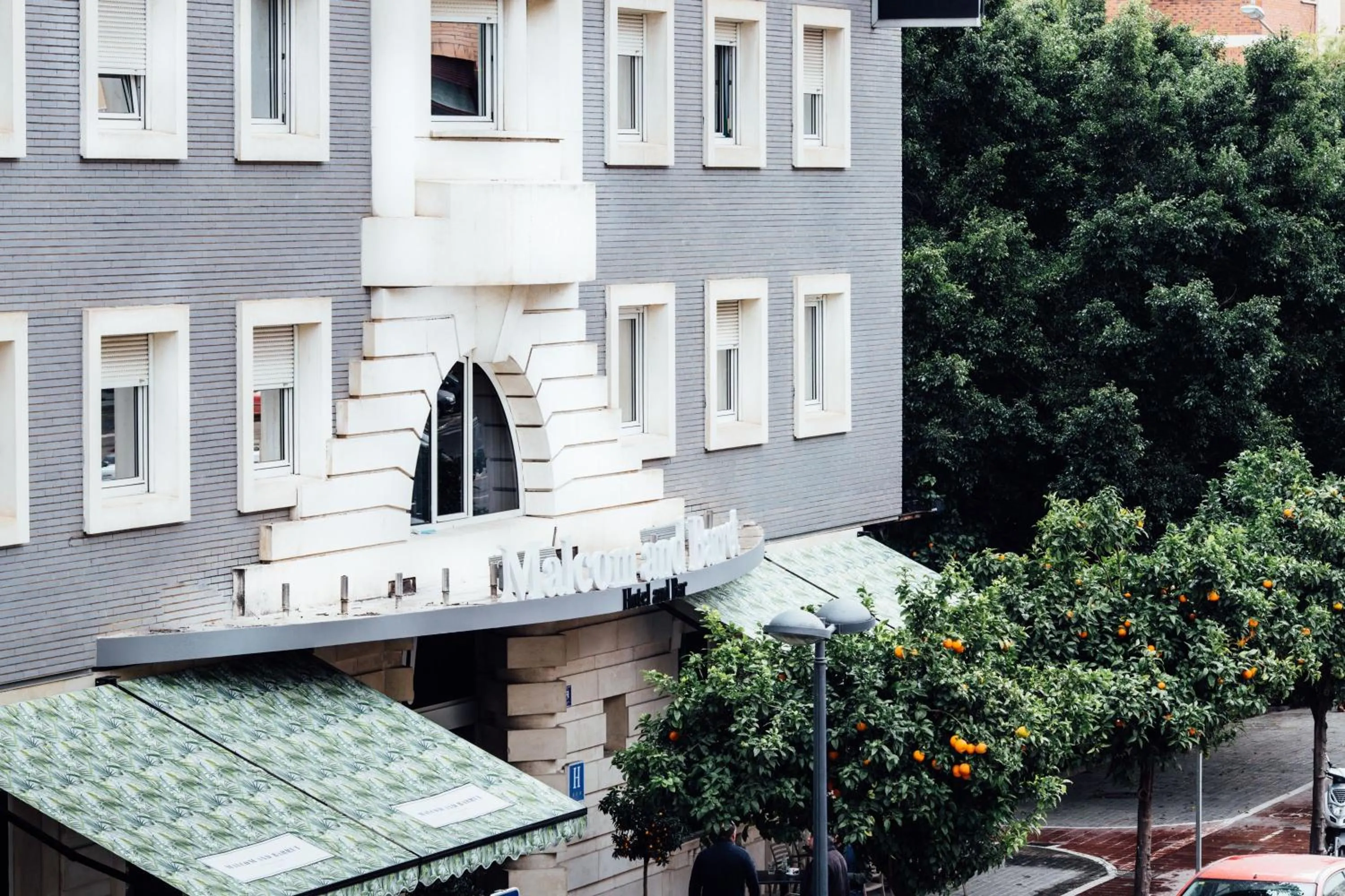 Property building in Hotel Malcom and Barret