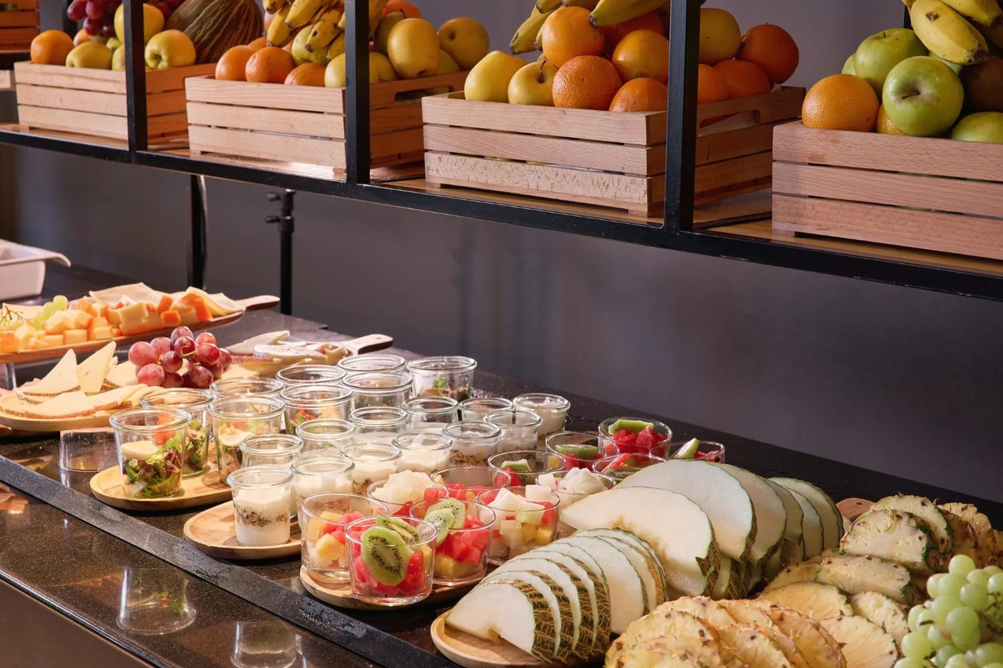 Breakfast in Hotel Malcom and Barret