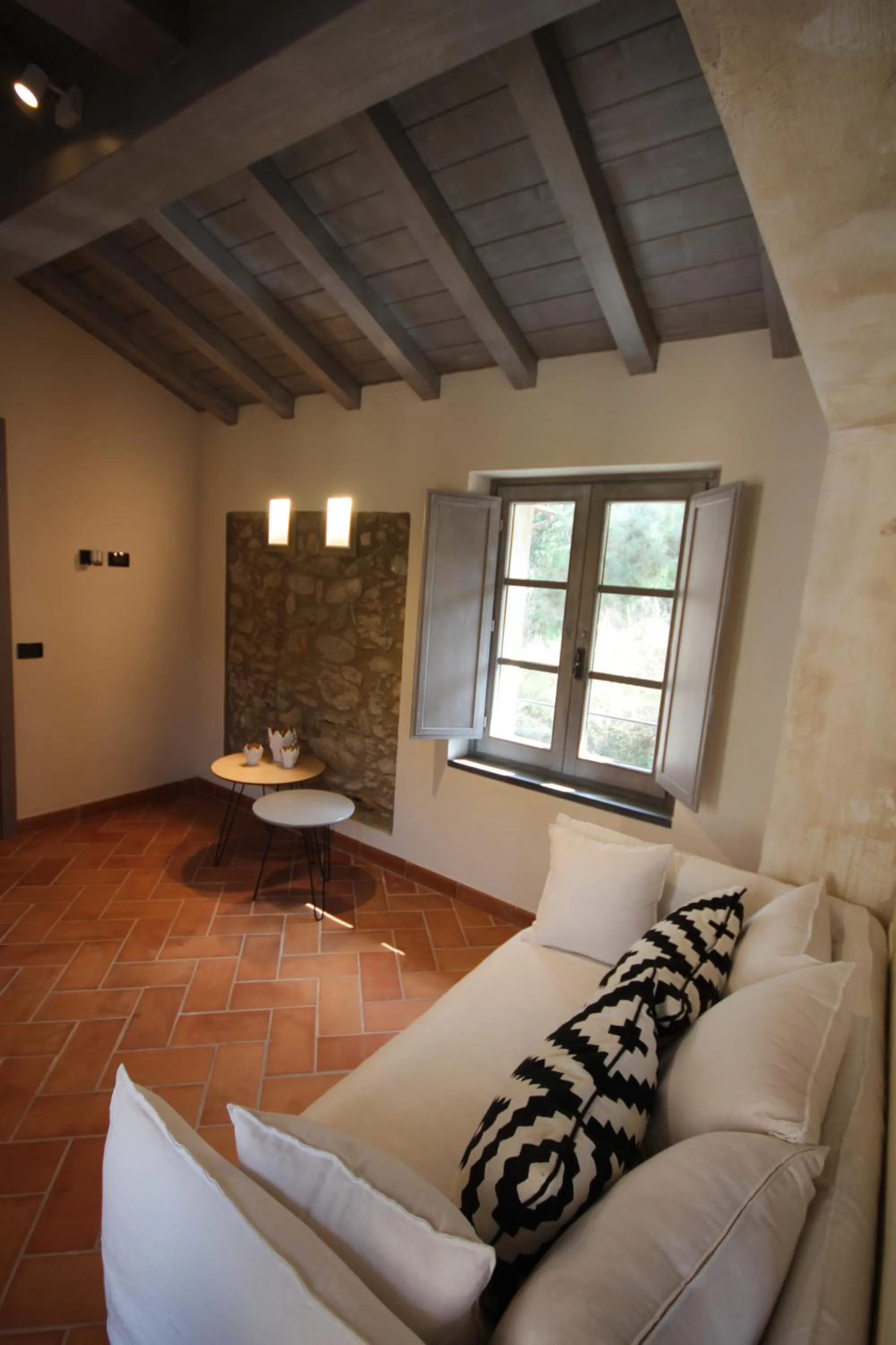 Seating area in Dimora Carducci