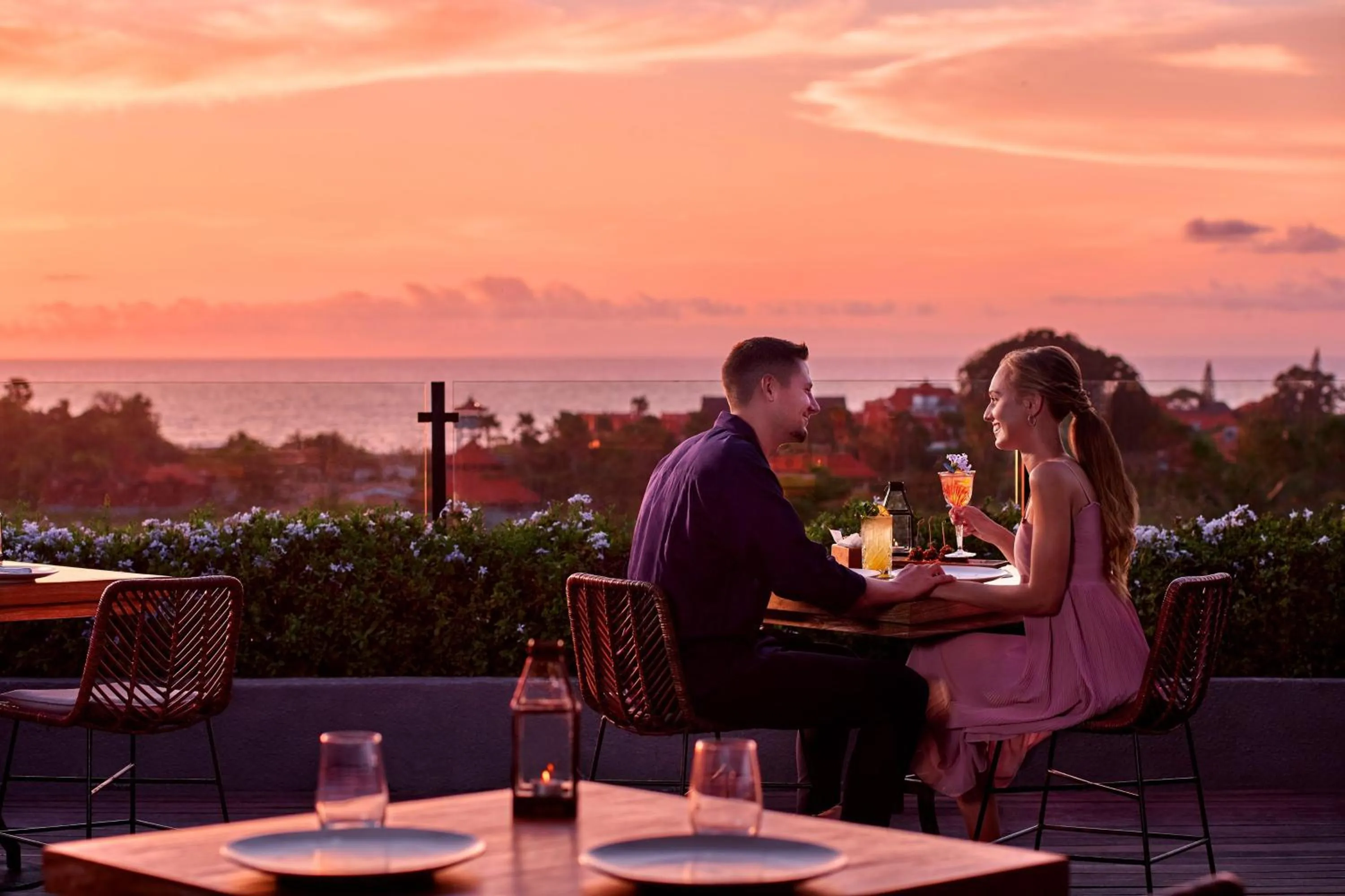 Lounge or bar in Four Points by Sheraton Bali, Seminyak