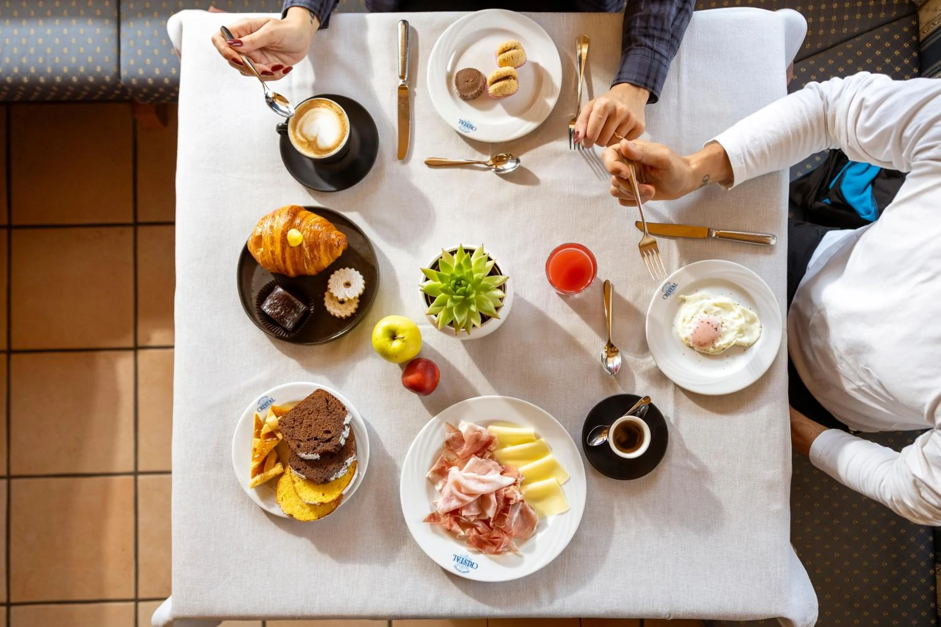 Lounge or bar in Sport Hotel Cristal