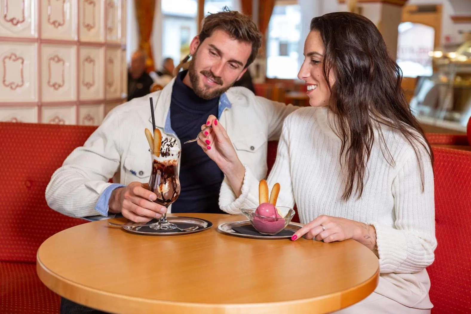 Restaurant/places to eat in Sport Hotel Cristal