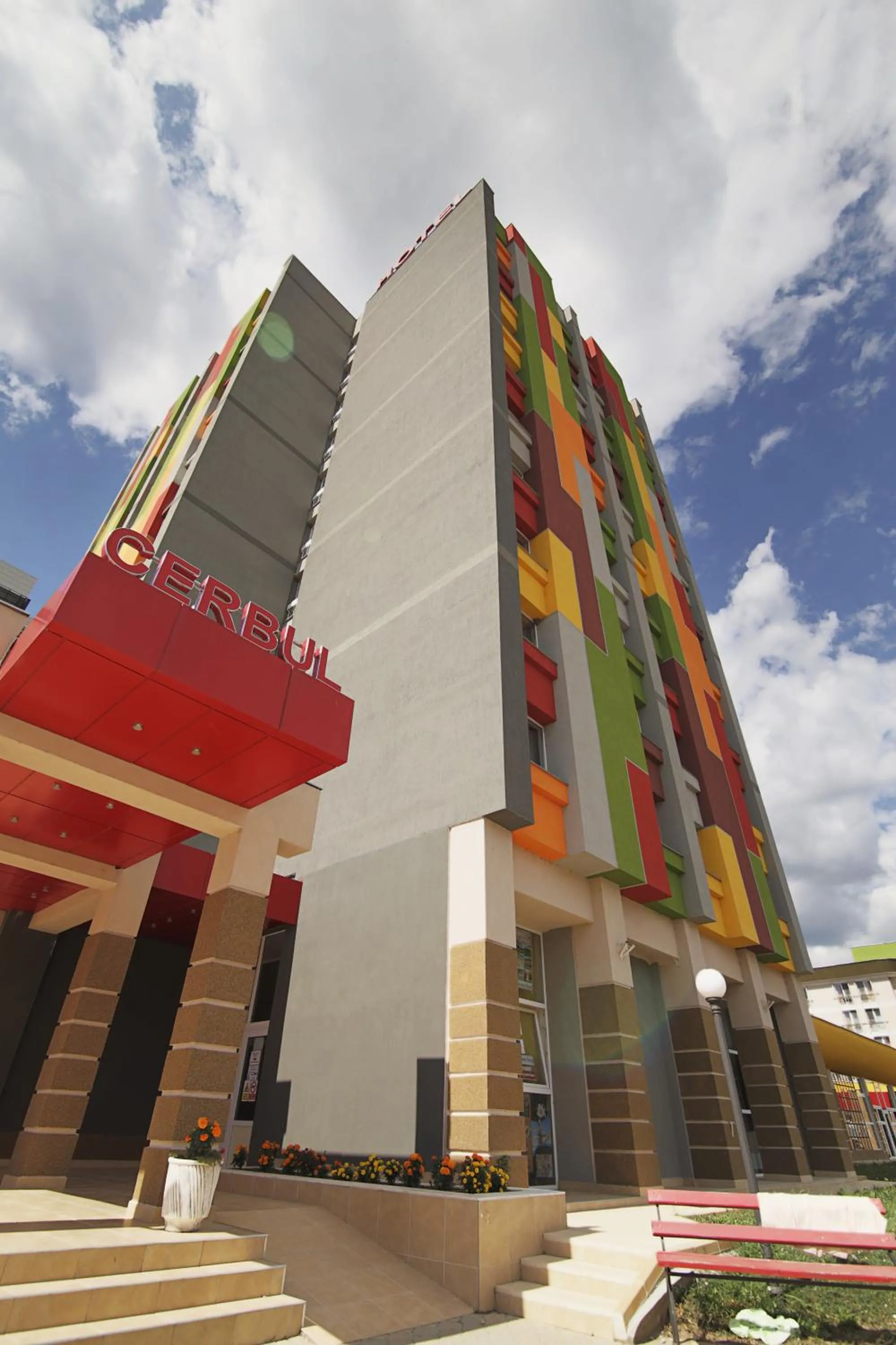 Property building in Complex Balnear Cerbul