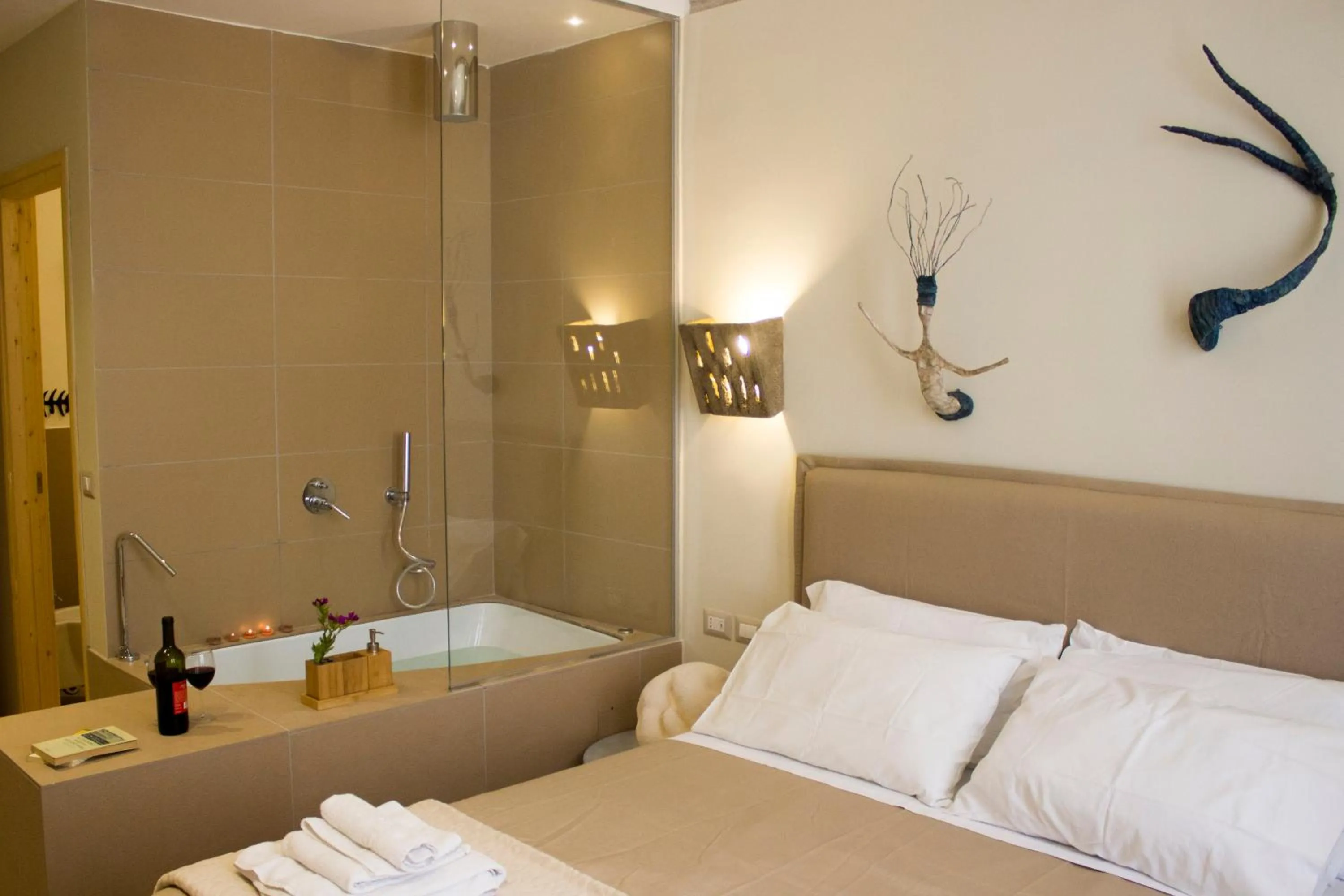 Hot Tub, Bed in Schiara