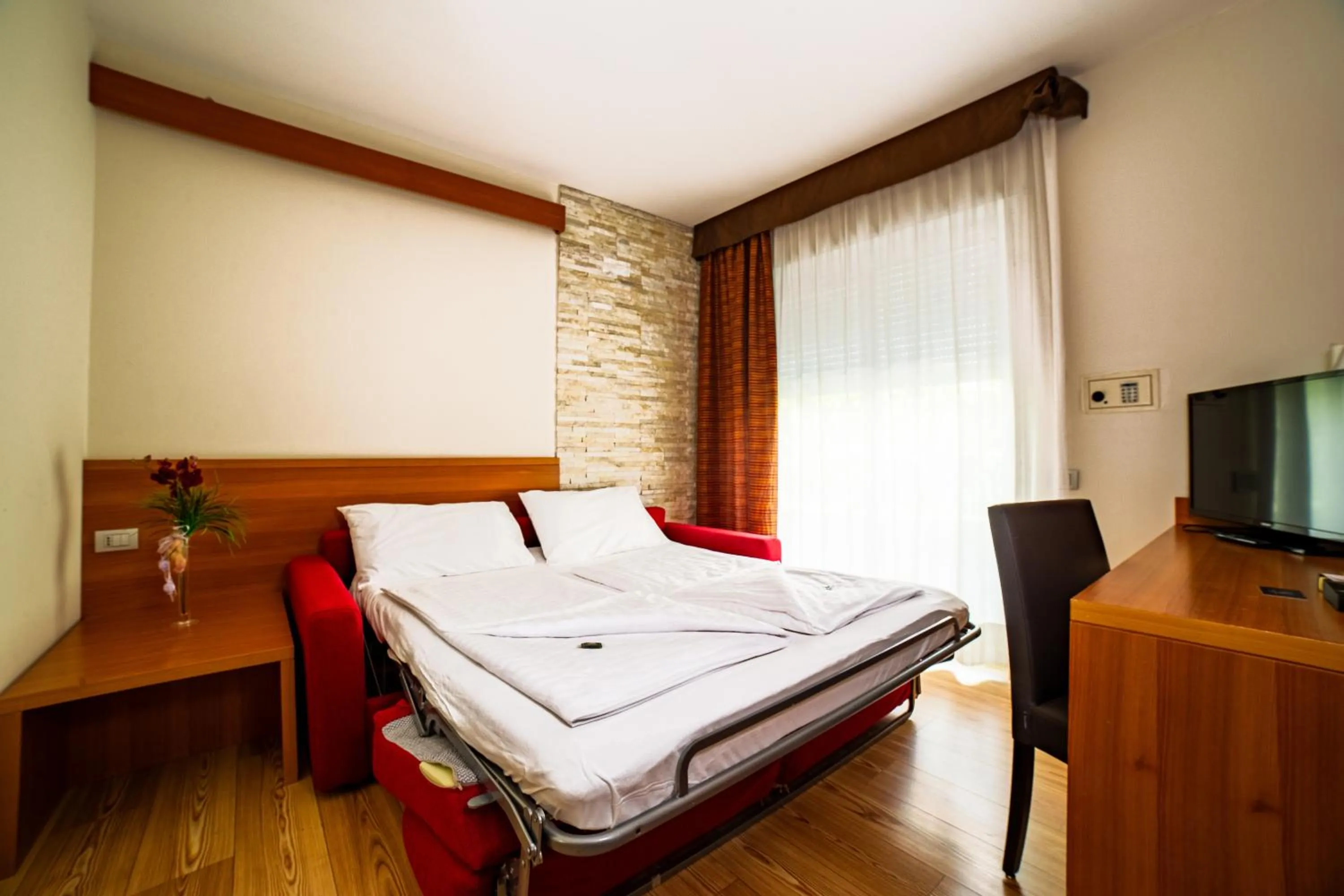 Bed in Best Western Hotel Adige