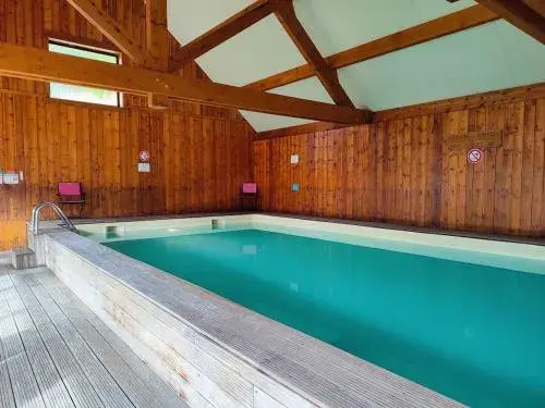 Chalet Hôtel Les Blancs Chalet Hôtel Les Blancs