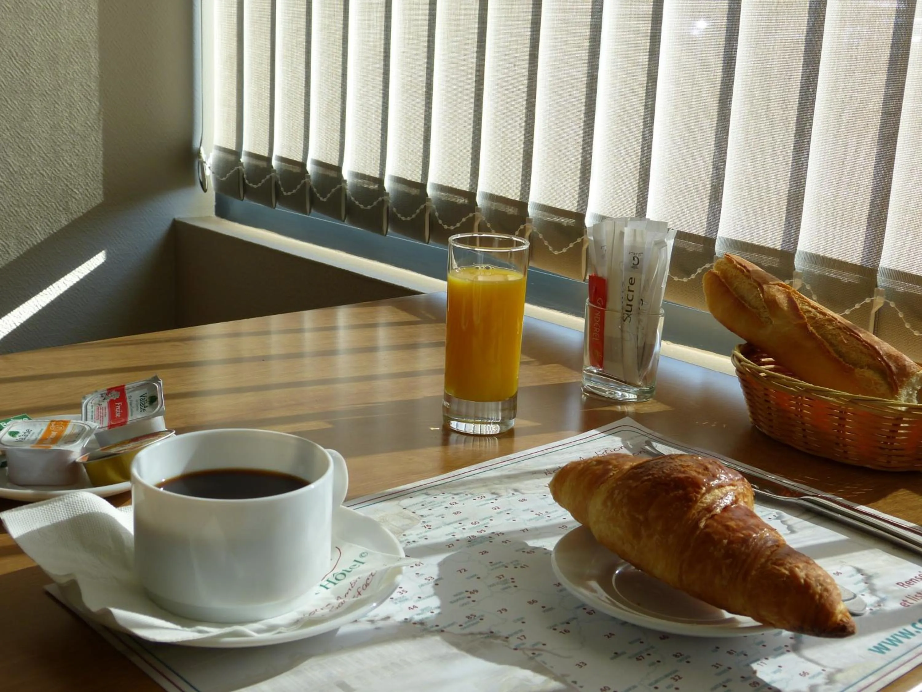 Food and drinks in Hôtel Terminus