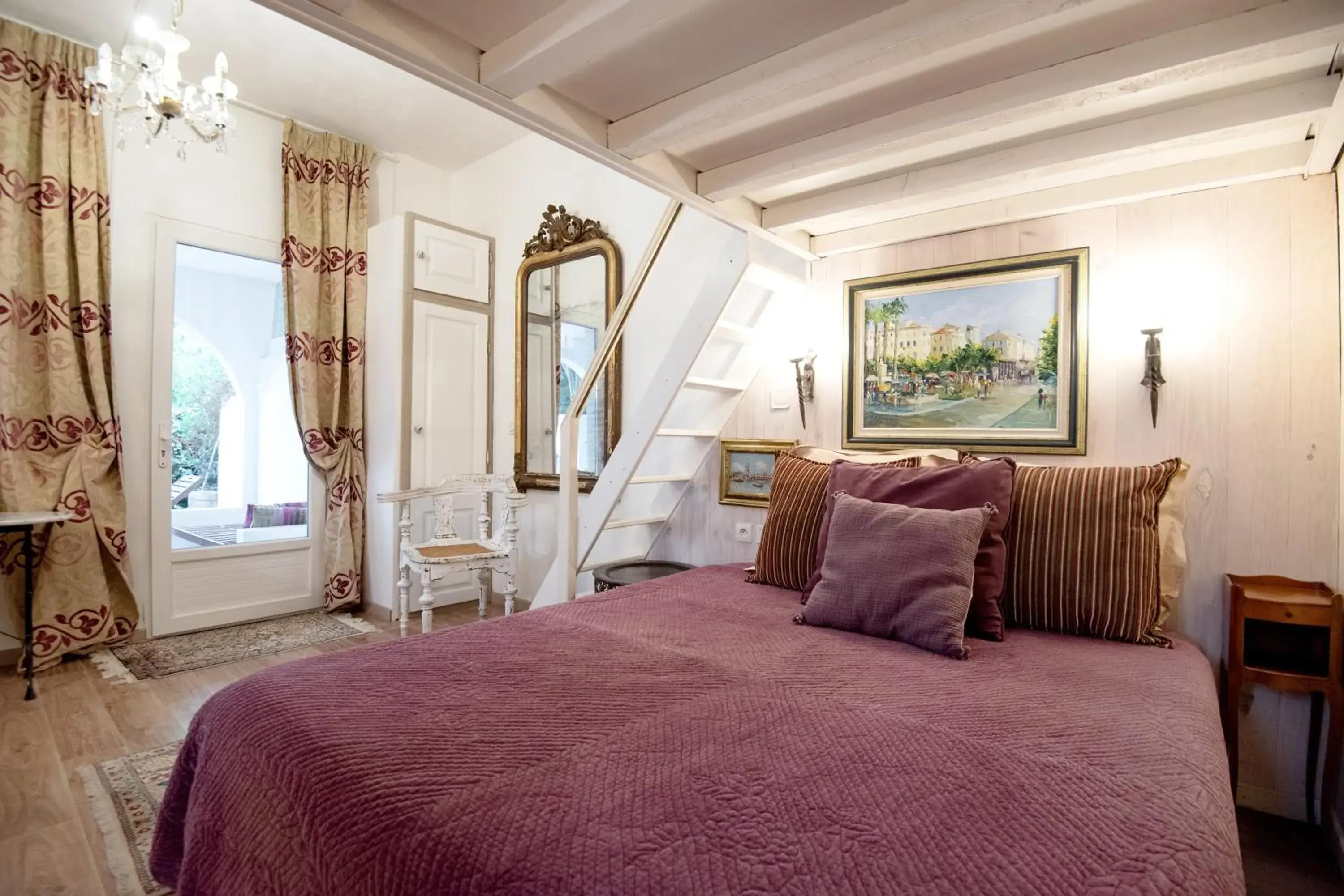 Bedroom, Bed in Campo Di Fiori, Maisons de Charme Bedroom, Bed in Campo Di Fiori, Maisons de Charme