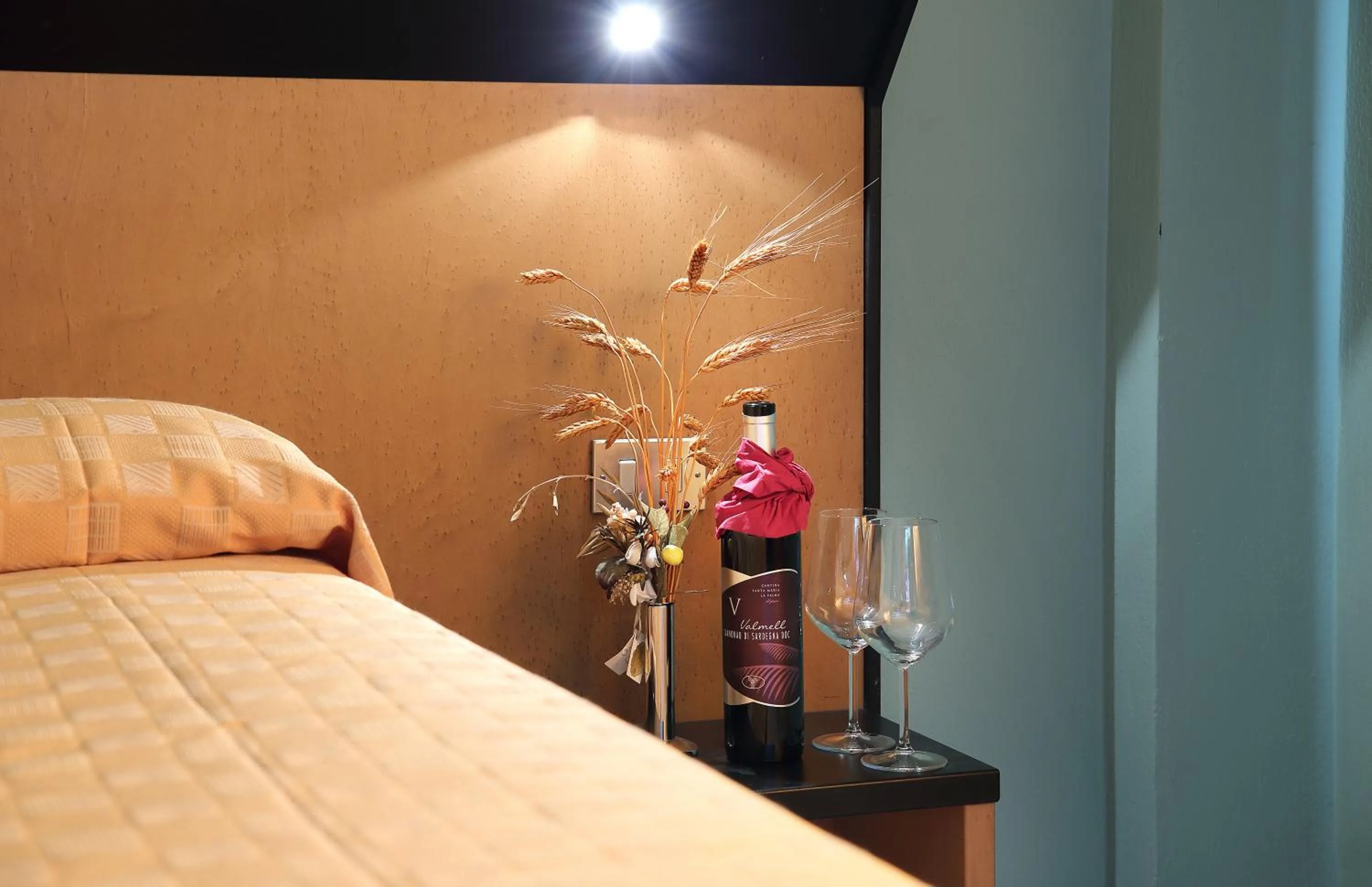 Decorative detail, Bed in Green Sporting Club Hotel