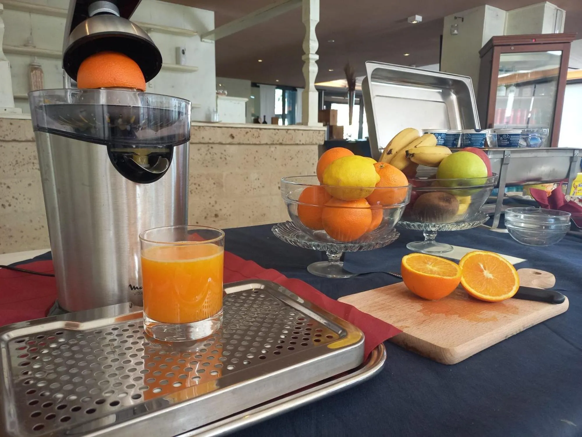 Food and drinks in Green Sporting Club Hotel