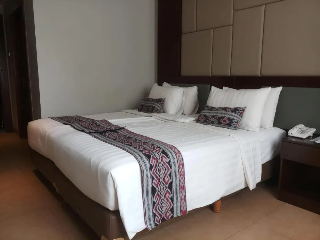 Photo of the whole room, Bed in SOTIS Hotel Kemang, Jakarta