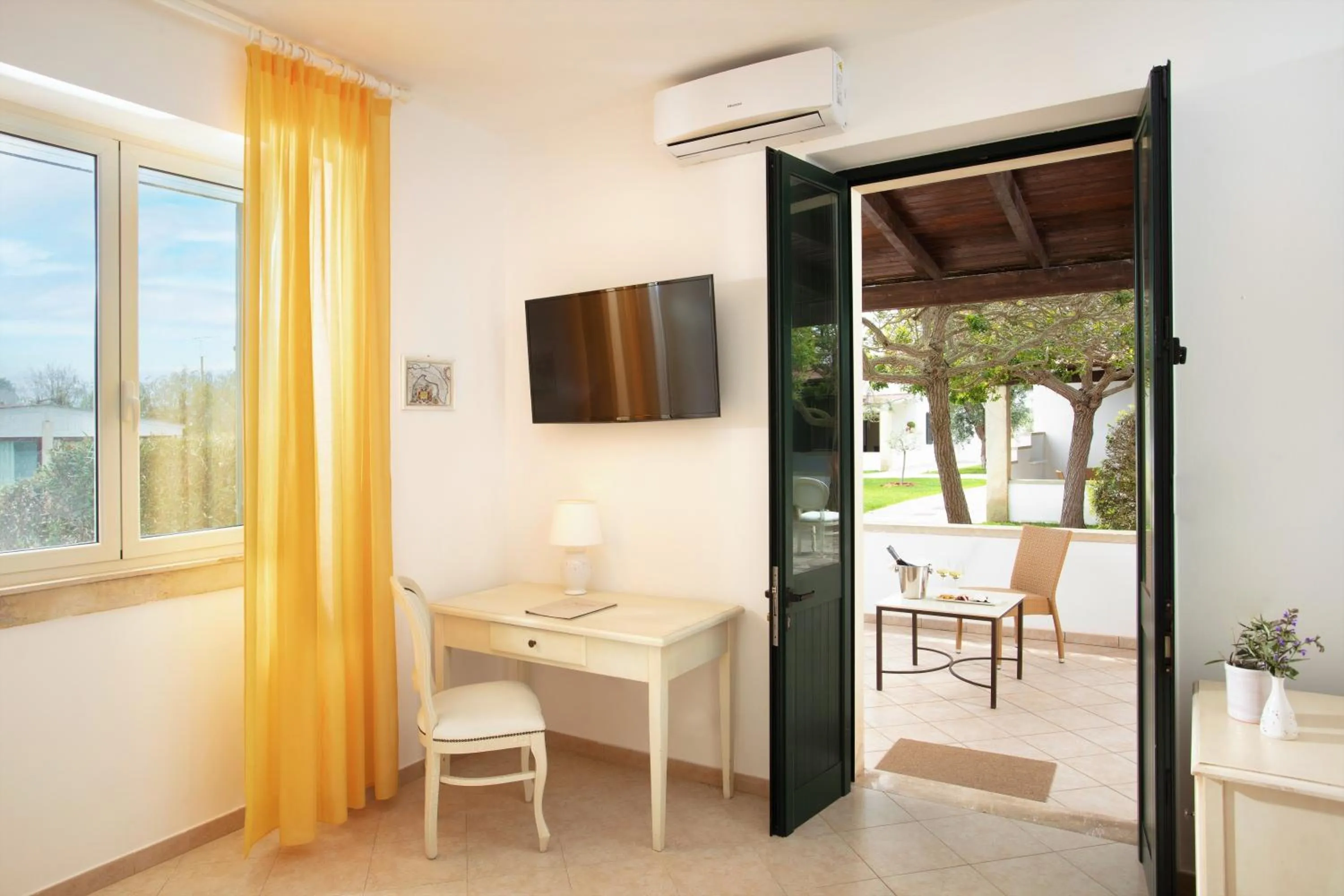 Patio in Borgo Mulino a Vento - Resort