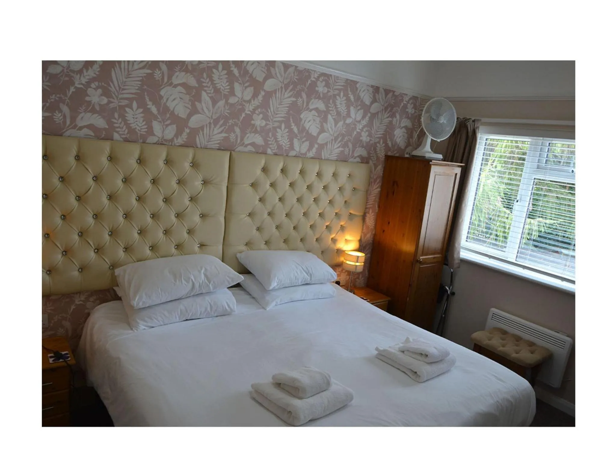 Bedroom, Bed in Ashlea Guest House