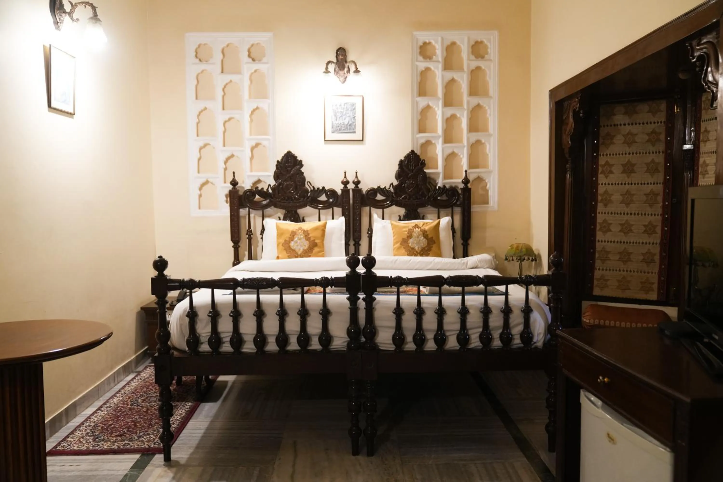 Bed in The Fort Ramgarh