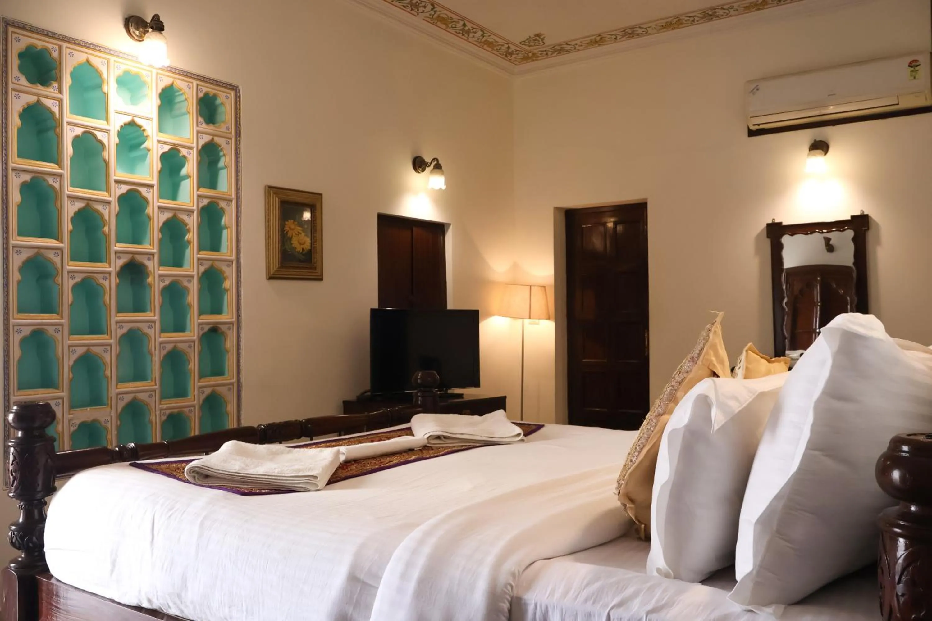 Bed in The Fort Ramgarh