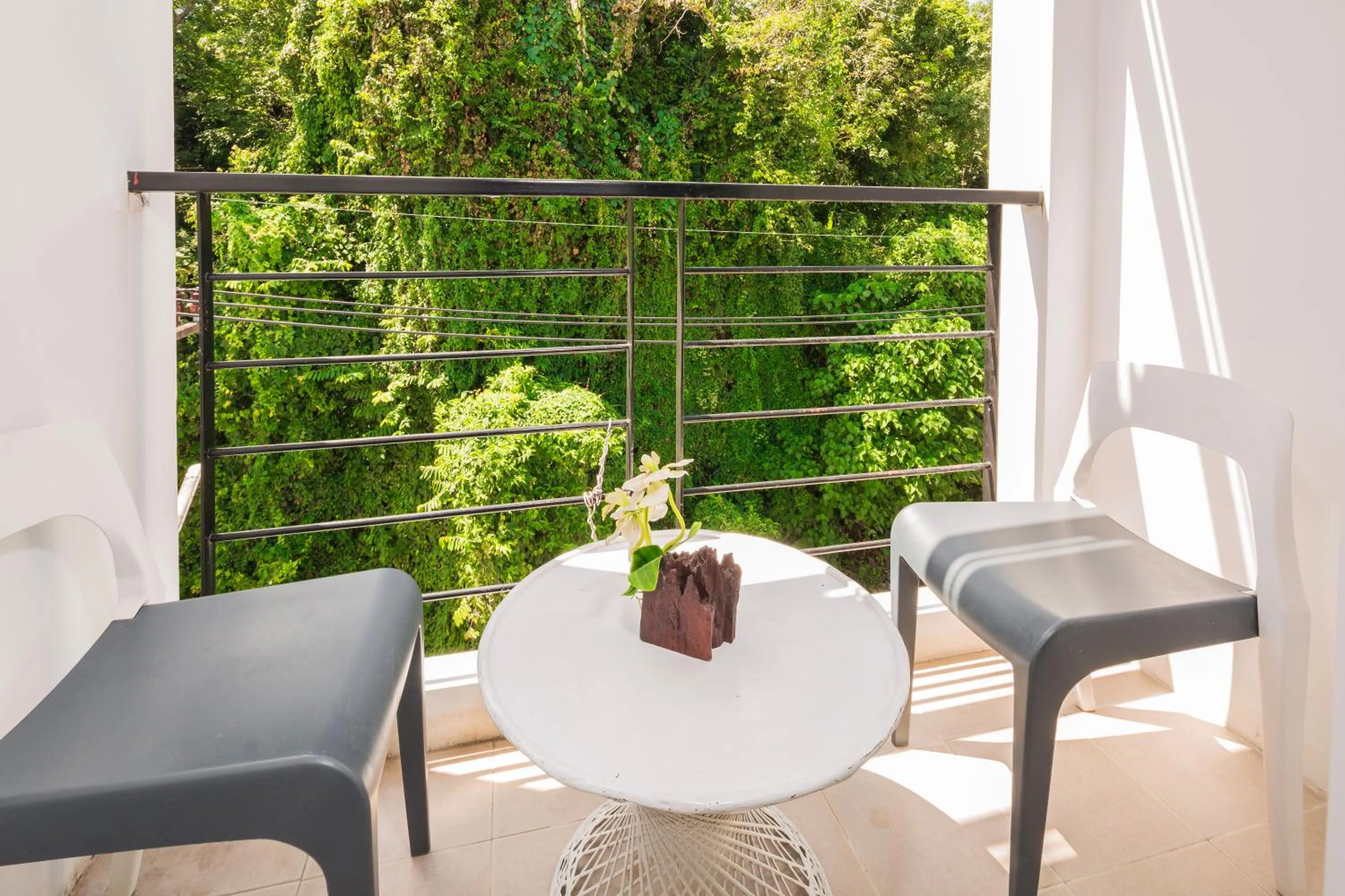 Balcony/Terrace in Sungthong Kamala Beach Resort