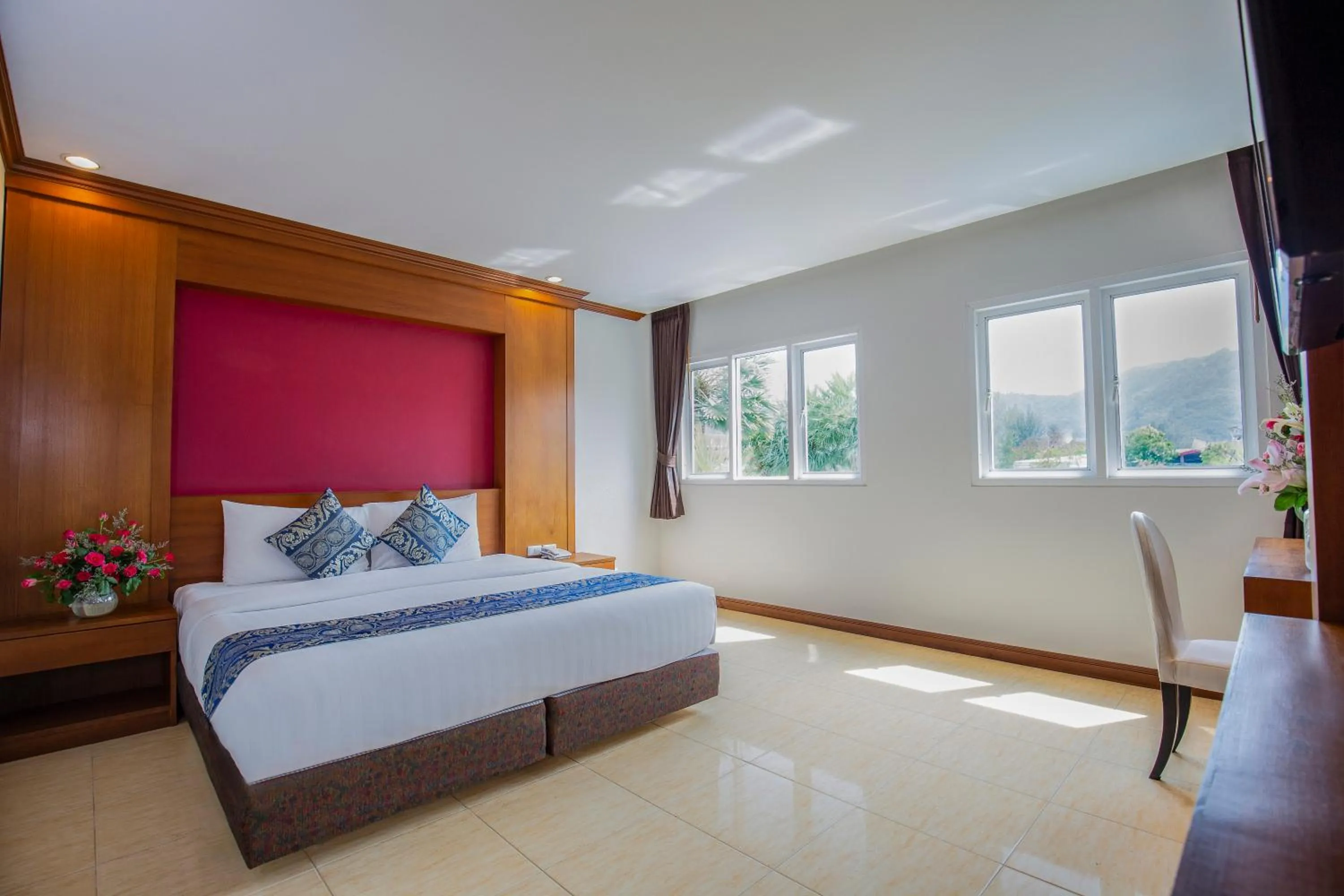 Bedroom, Bed in Sungthong Kamala Beach Resort