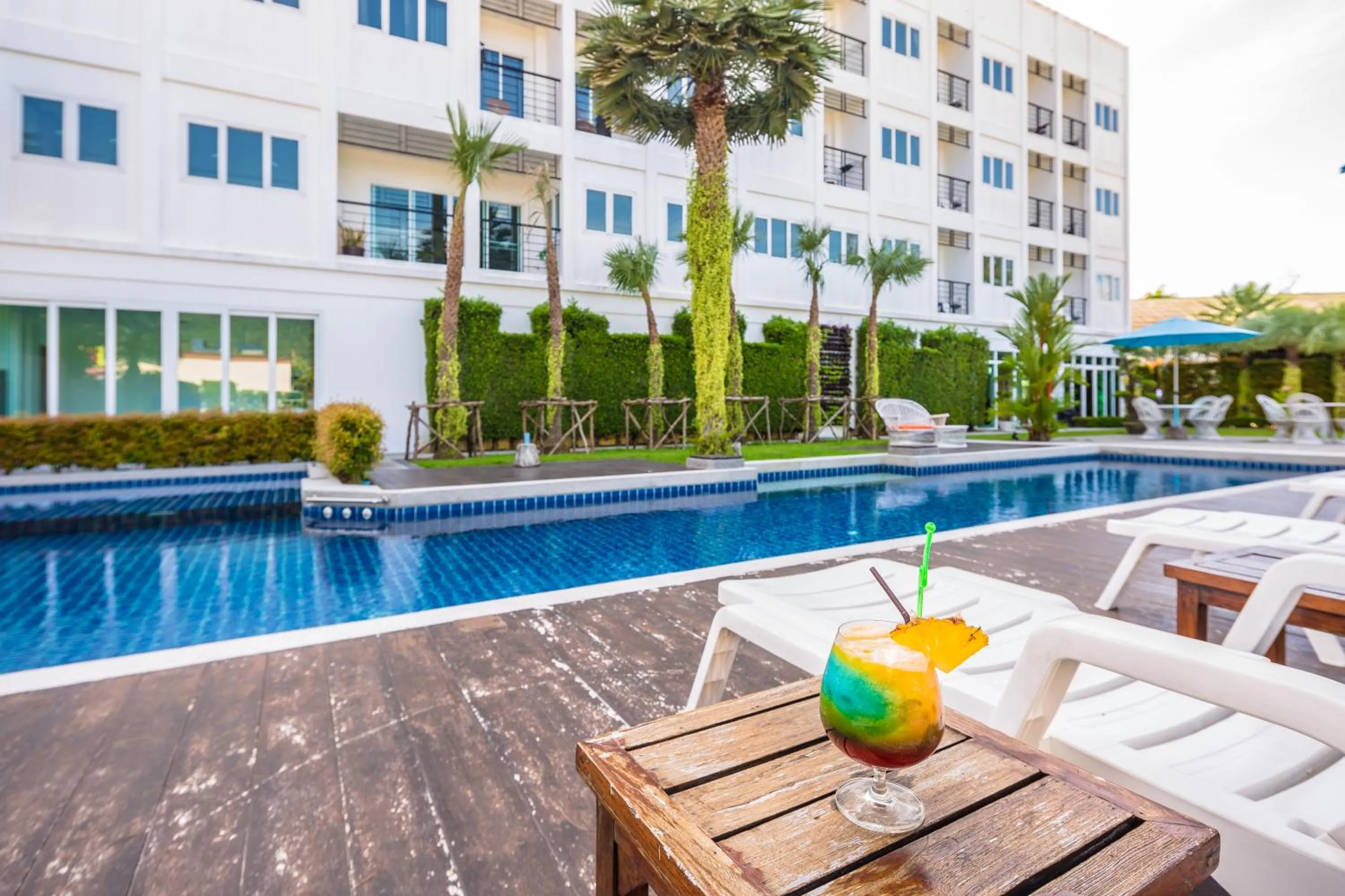 Garden in Sungthong Kamala Beach Resort