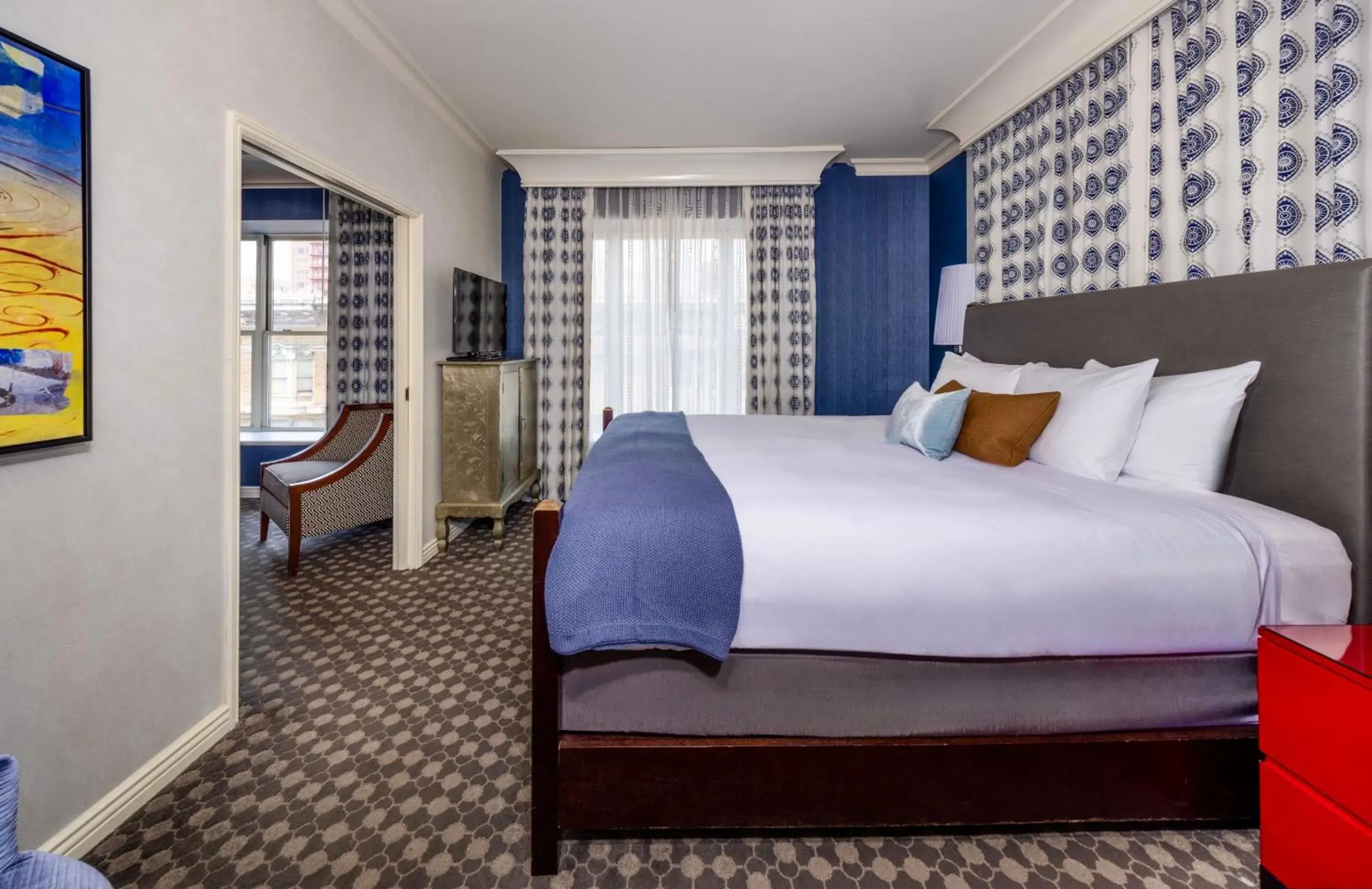 Corner One Bedroom Suite with Soaking Tub in The Marker Union Square San Francisco Corner One Bedroom Suite with Soaking Tub in The Marker Union Square San Francisco