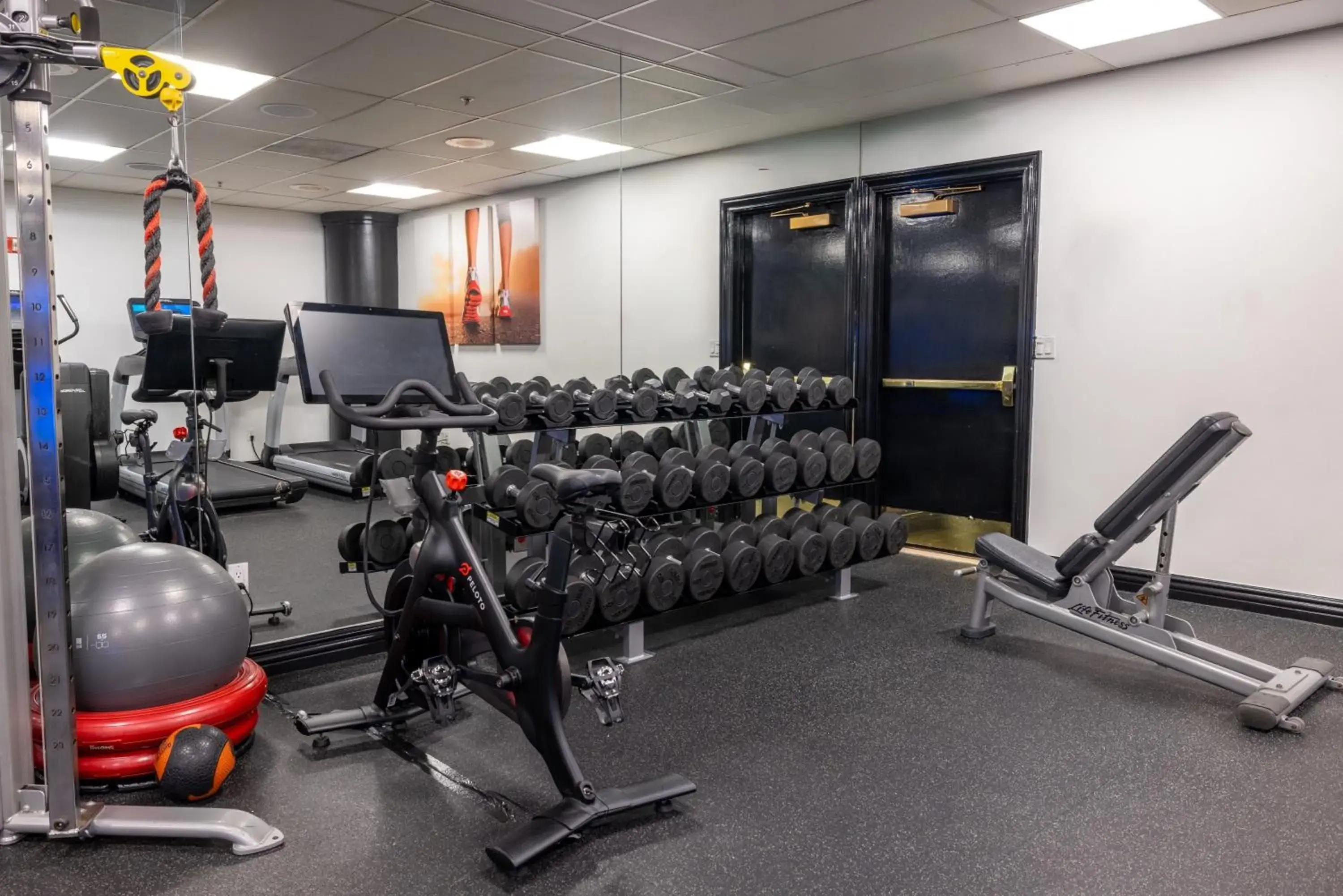 Fitness centre/facilities in The Marker Union Square San Francisco Fitness centre/facilities in The Marker Union Square San Francisco