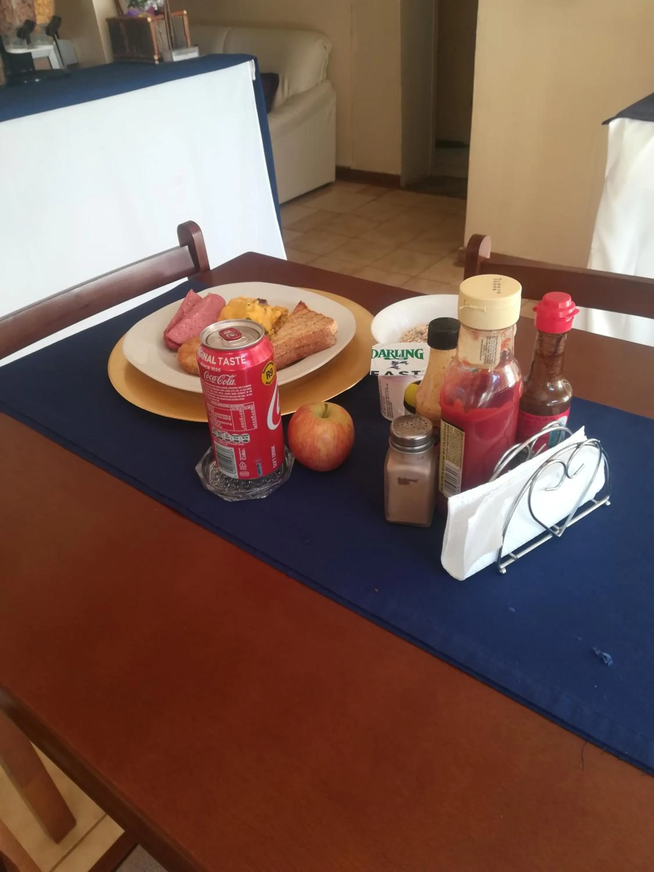 Breakfast in Diphororo guest house