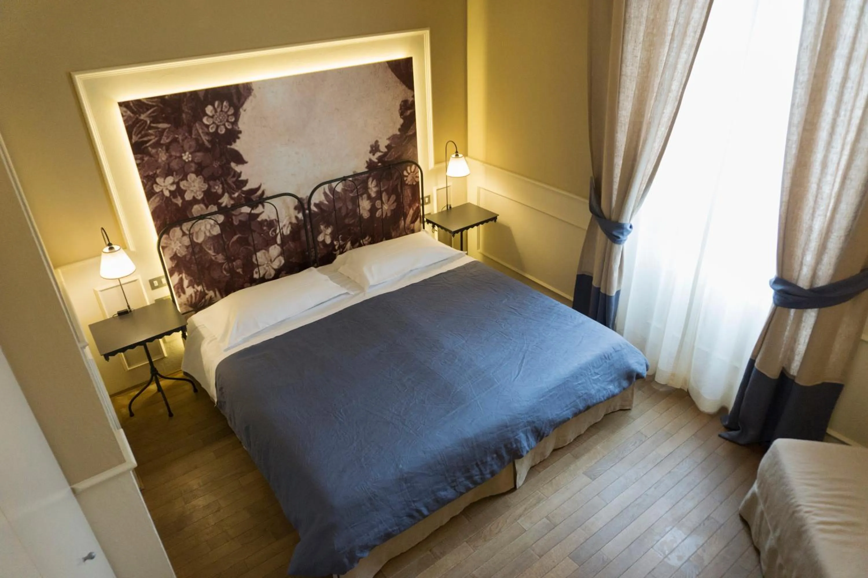Shower, Bed in Locanda di Pietracupa